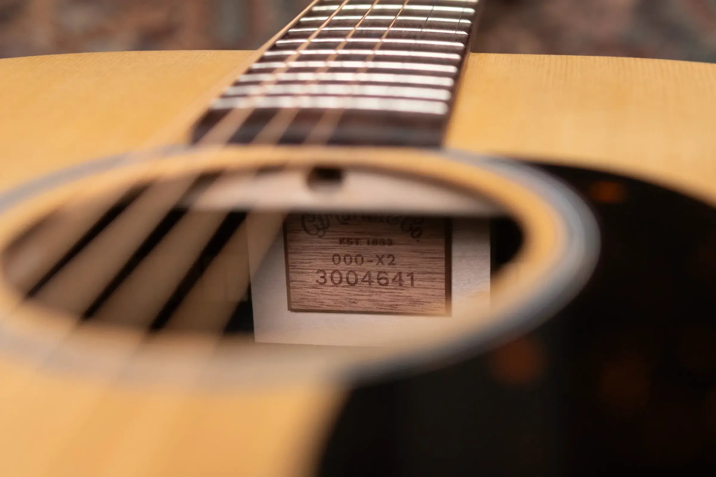 Martin 000-X2E Acoustic/Electric Guitar - Brazilian Rosewood with Gig Bag