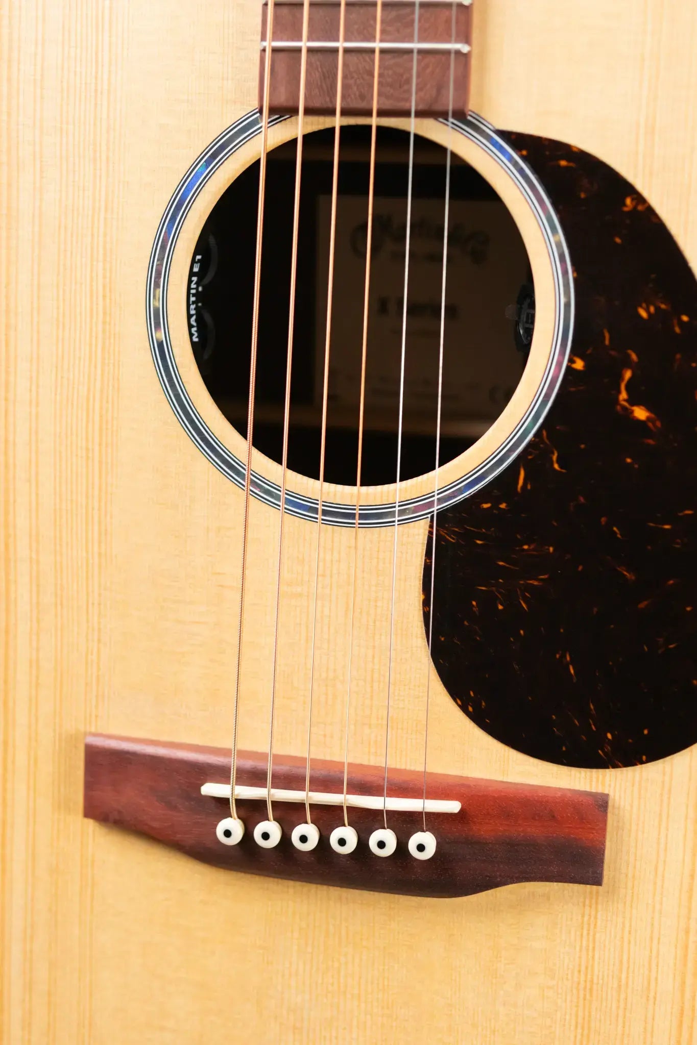 Martin 000-X2E Brazilian Acoustic/Electric Guitar with Gig Bag