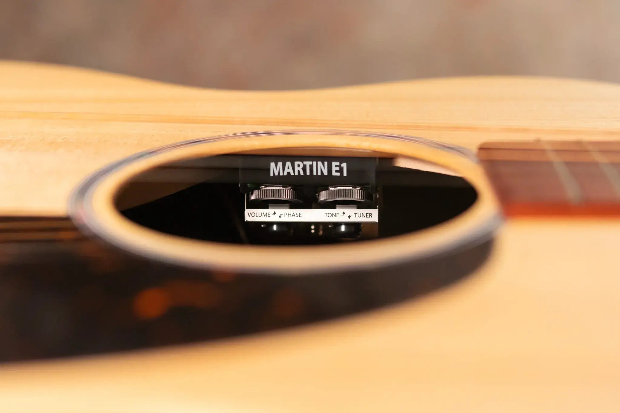 Martin 000-X2E Brazilian Acoustic/Electric Guitar with Gig Bag
