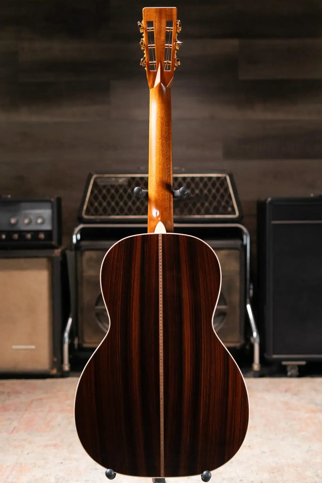 Martin 0012-28 Modern Deluxe 12-Fret Acoustic Guitar with Hardshell Case