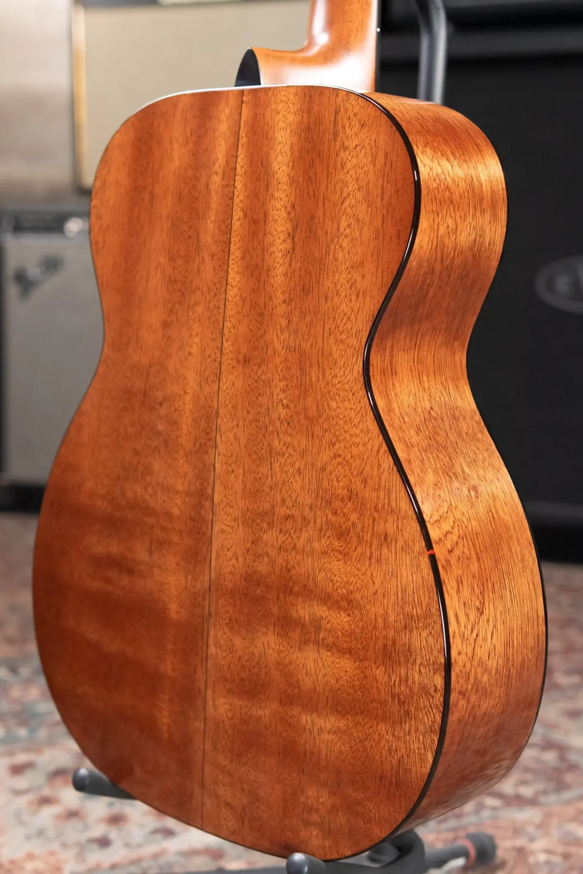 Martin 00DB Jeff Tweedy Signature Acoustic Guitar with Hardshell Case - Demo