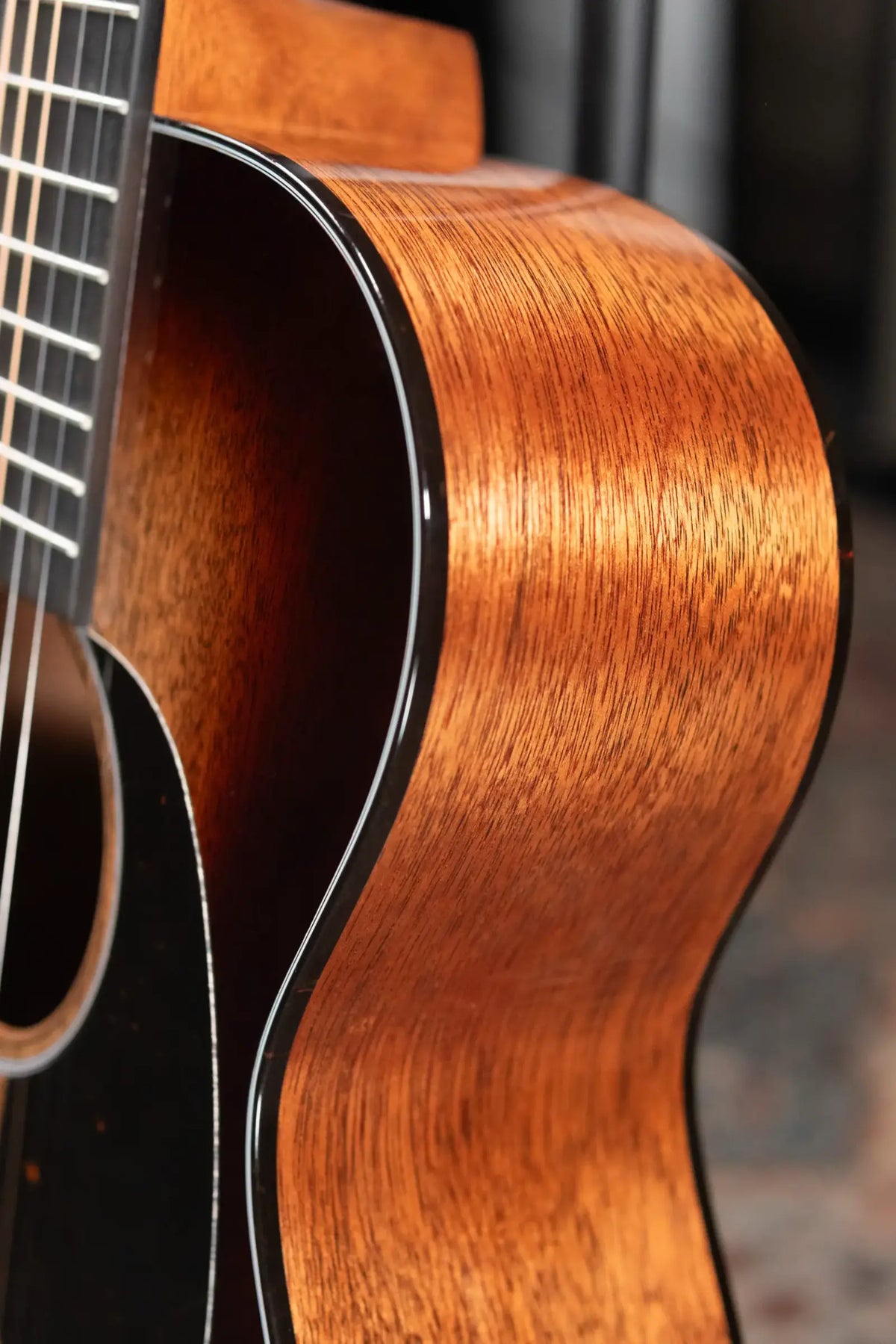 Martin 00DB Jeff Tweedy Signature Acoustic Guitar with Hardshell Case - Demo