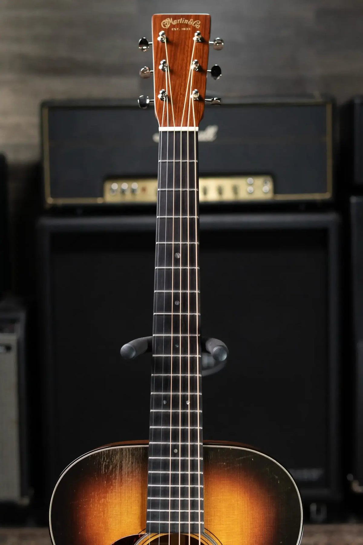 Martin 00-18 Joe Bonamassa Signature Left-Handed Acoustic Guitar - 1937 Sunburst with Hardshell Case