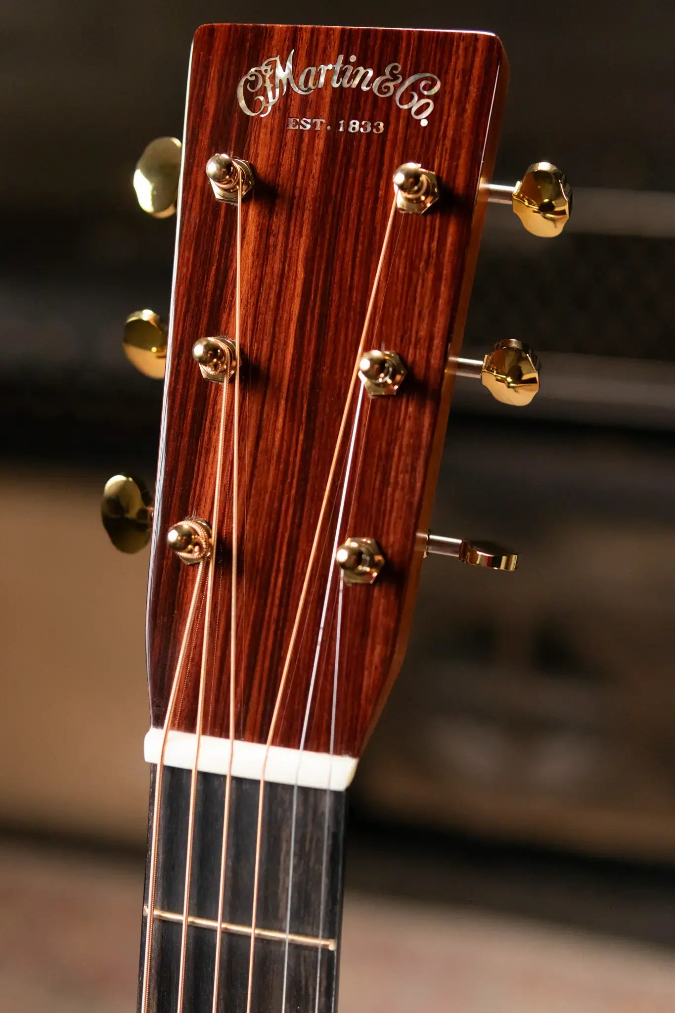 Martin 00-28 Modern Deluxe Acoustic Guitar with Hardshell Case