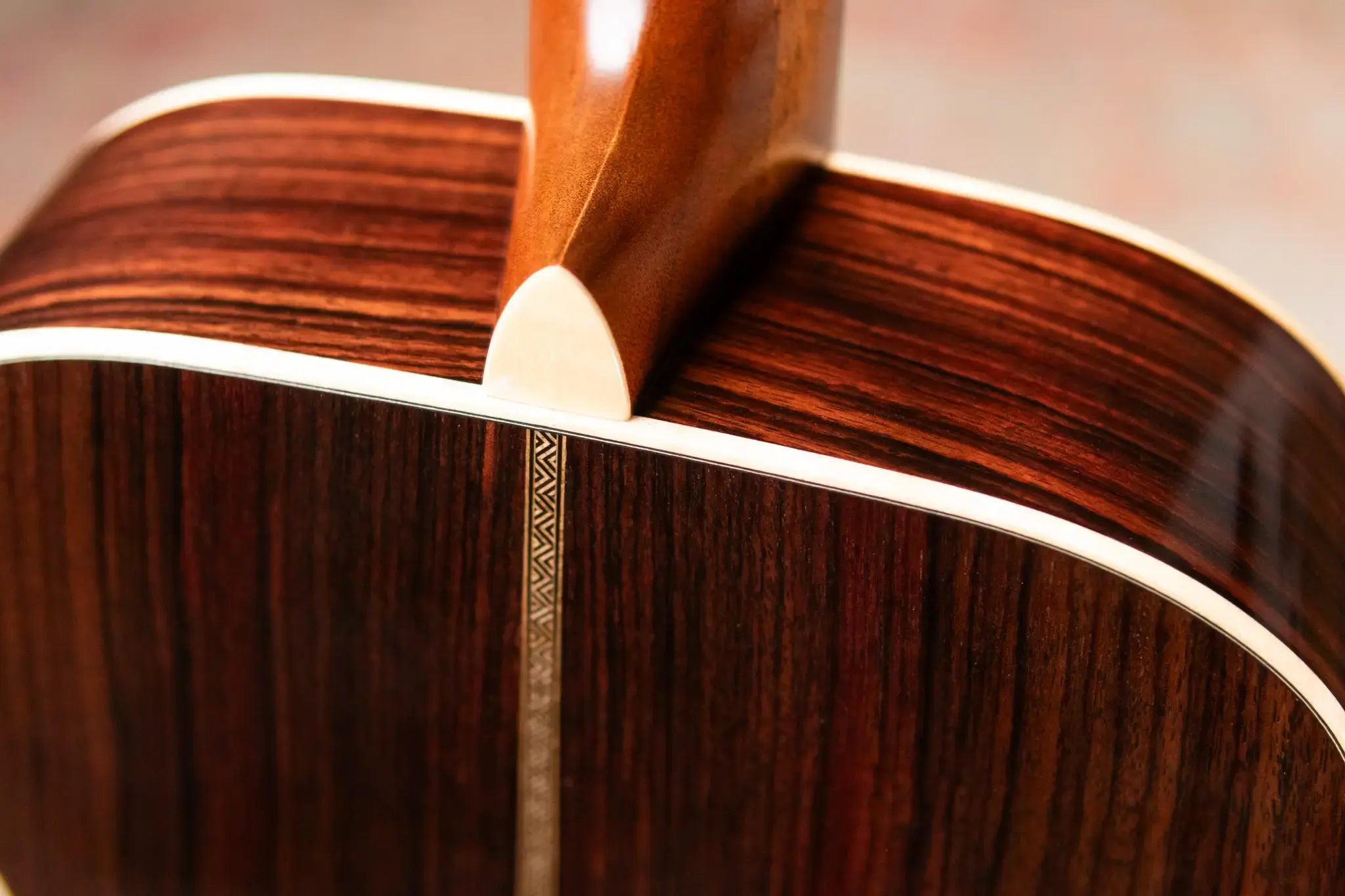 Martin 00-28 Modern Deluxe Acoustic Guitar with Hardshell Case