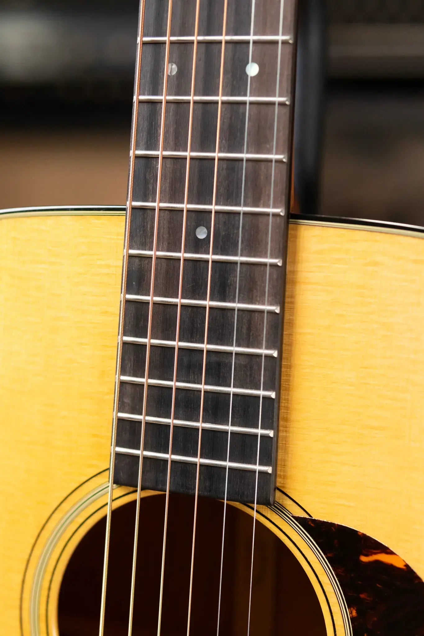 Martin 2025 000-18 Acoustic Guitar with Hardshell Case
