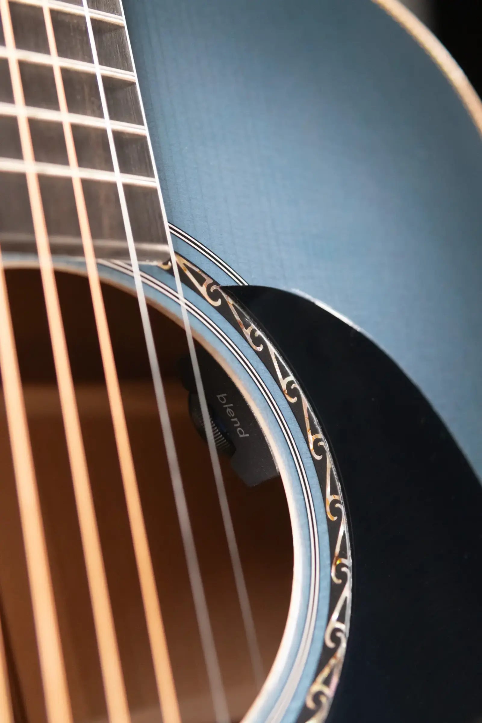 Martin CEO-11 Acoustic/Electric Guitar with Hardshell Case