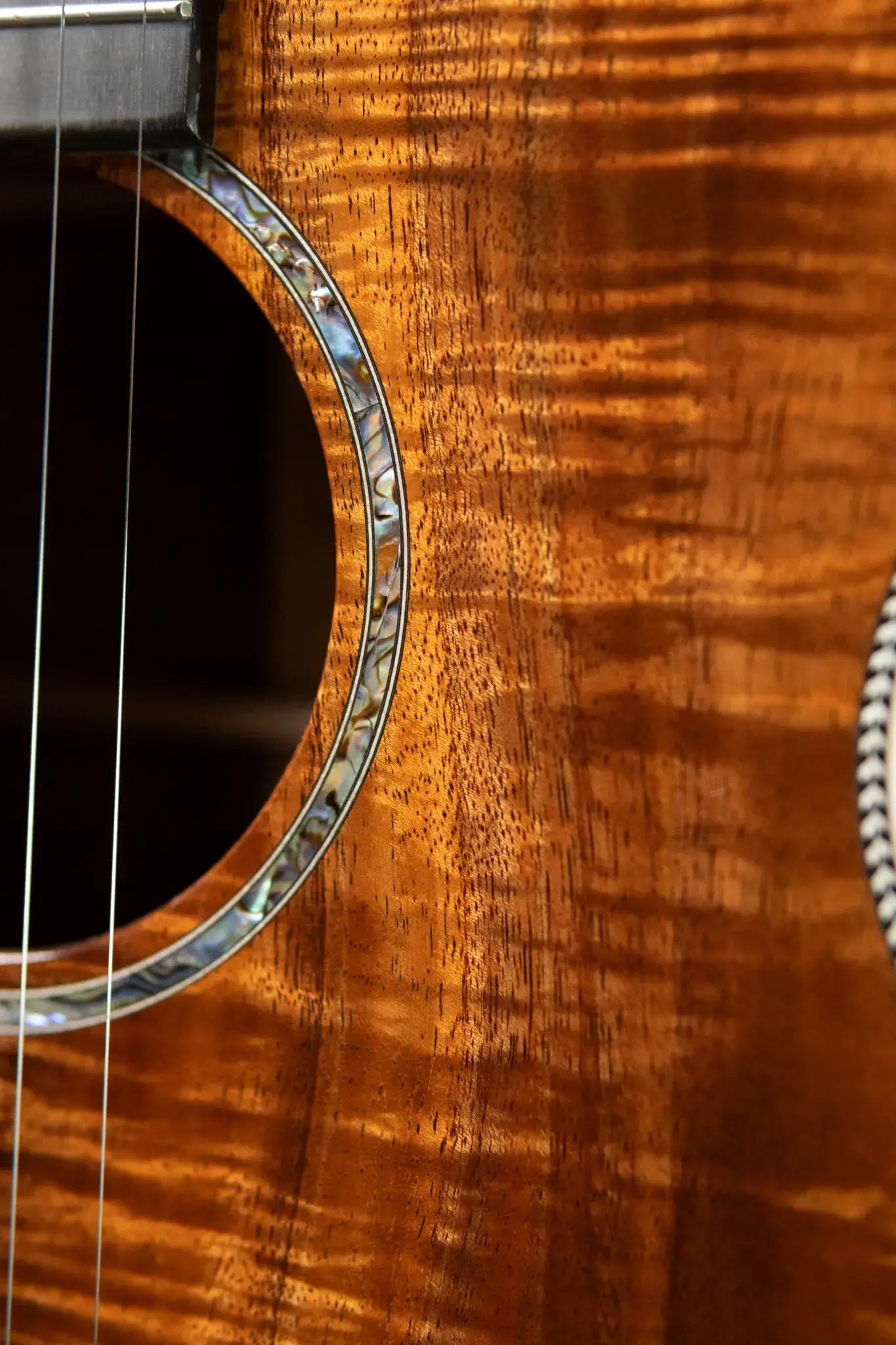 Martin Custom 000-12F Acoustic - Exceptional Figured Koa (Back, Sides and Top), Natural with Hardshell Case