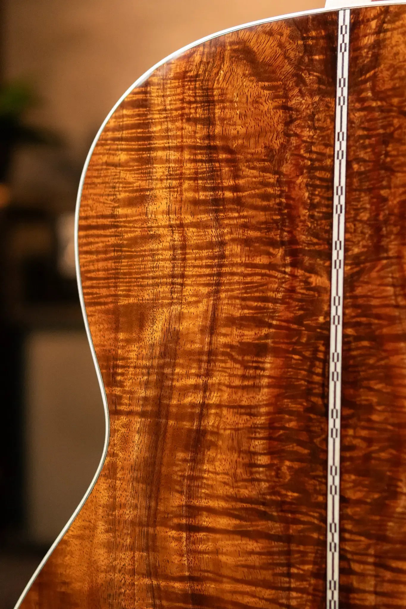 Martin Custom 000-12F Acoustic - Exceptional Figured Koa (Back, Sides and Top), Natural with Hardshell Case