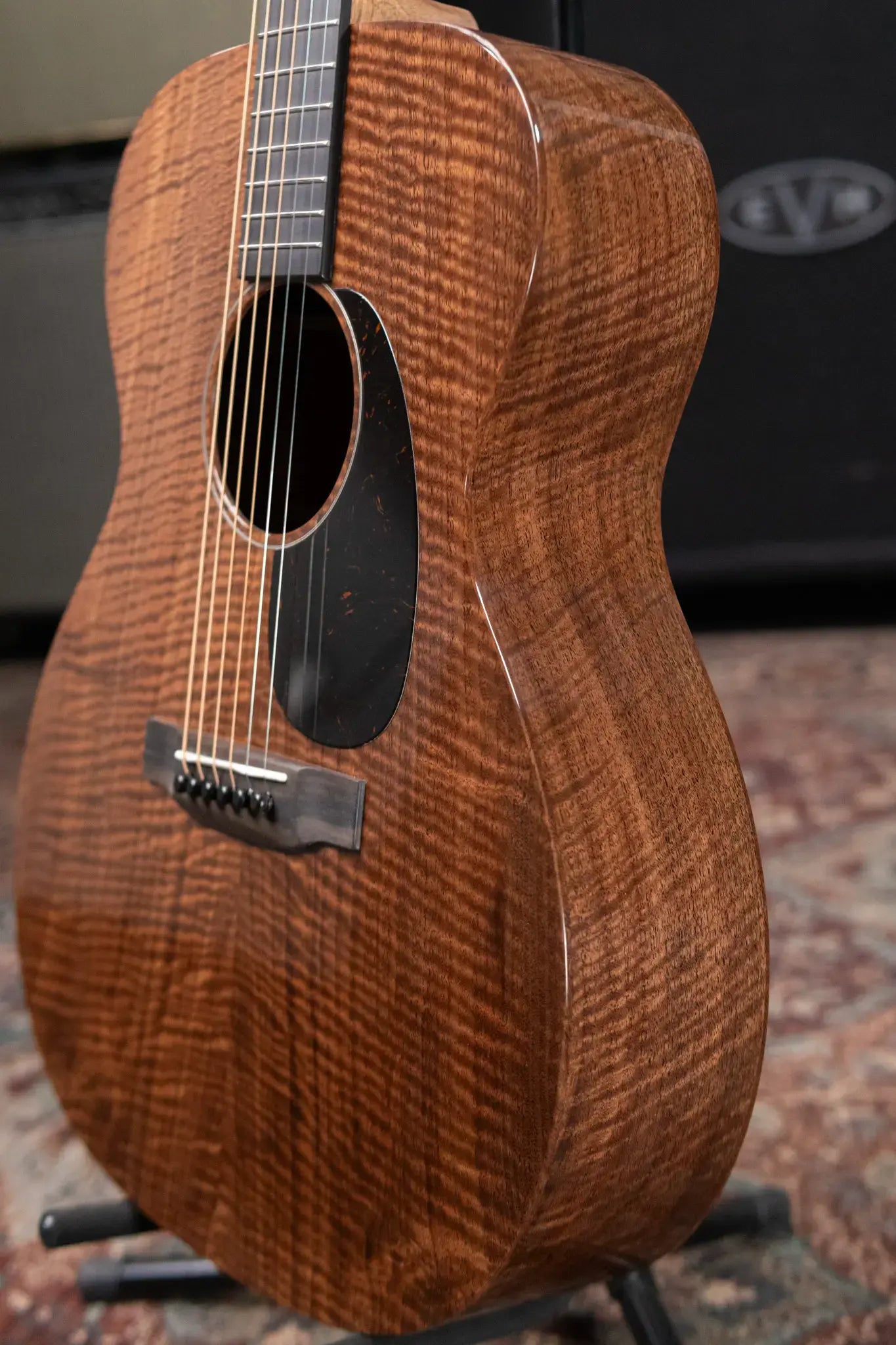 Martin Custom Shop Style 17 000-14F Acoustic Guitar - Bastogne Walnut with Hardshell Case