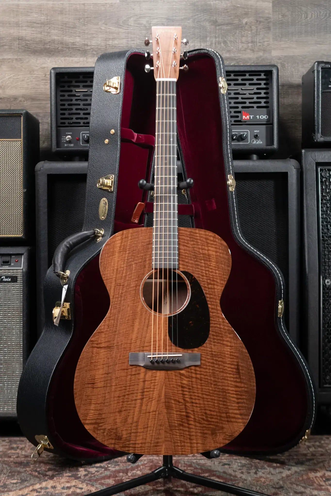 Martin Custom Shop Style 17 000-14F Acoustic Guitar - Bastogne Walnut with Hardshell Case