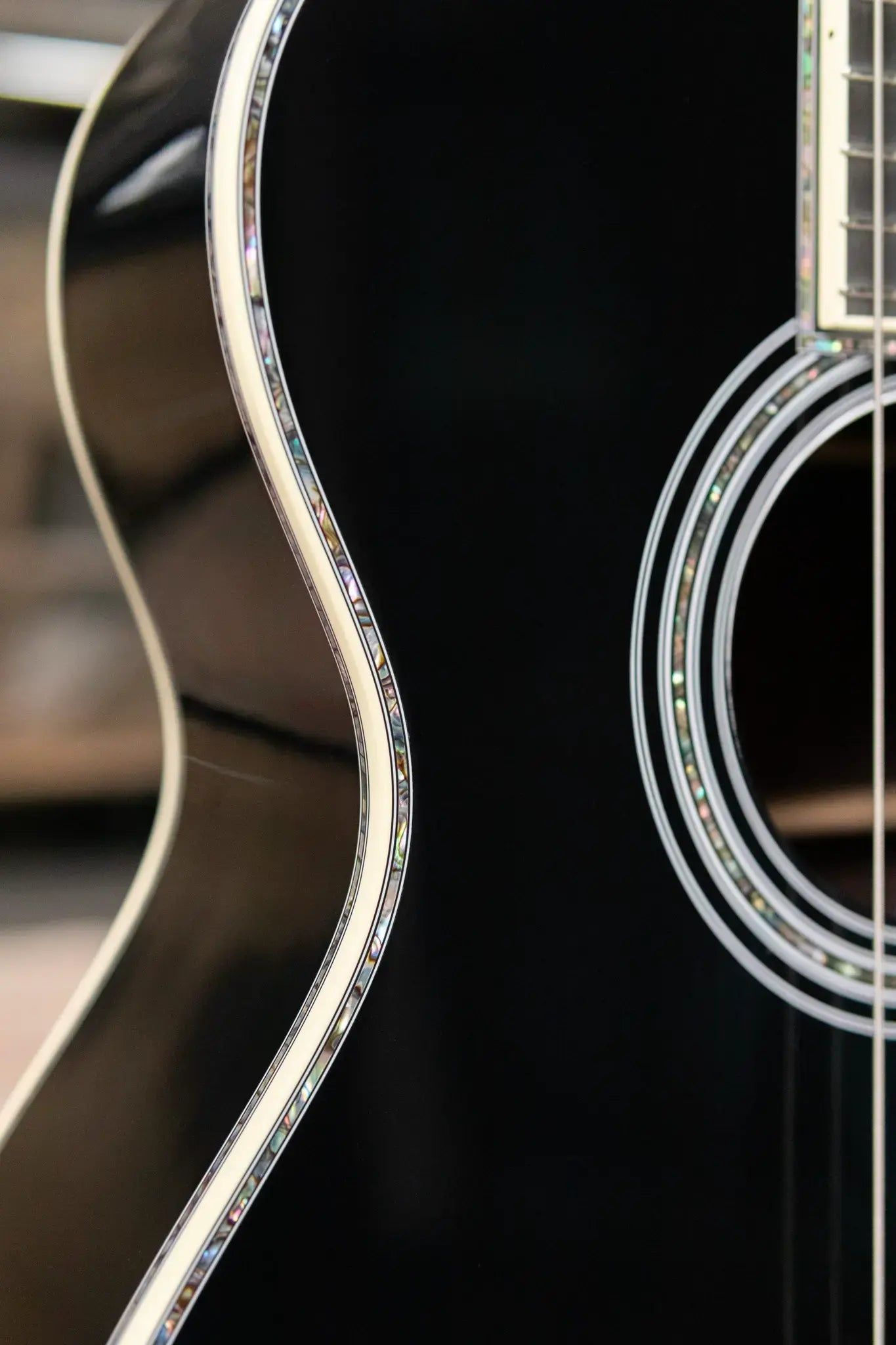 Martin Custom Style 45 000 Acoustic Guitar - East Indian Rosewood/Premium Spruce, Black with Hardshell Case