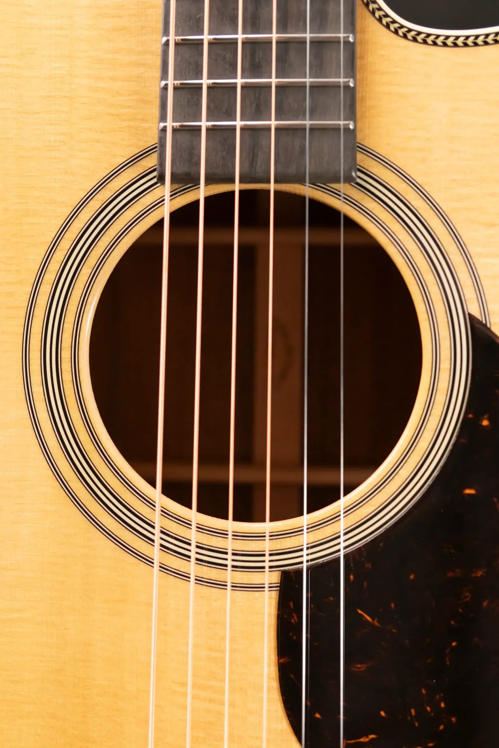 Martin Custom Shop 000 Acoustic Guitar - Extra Figured Koa with Hardshell Case