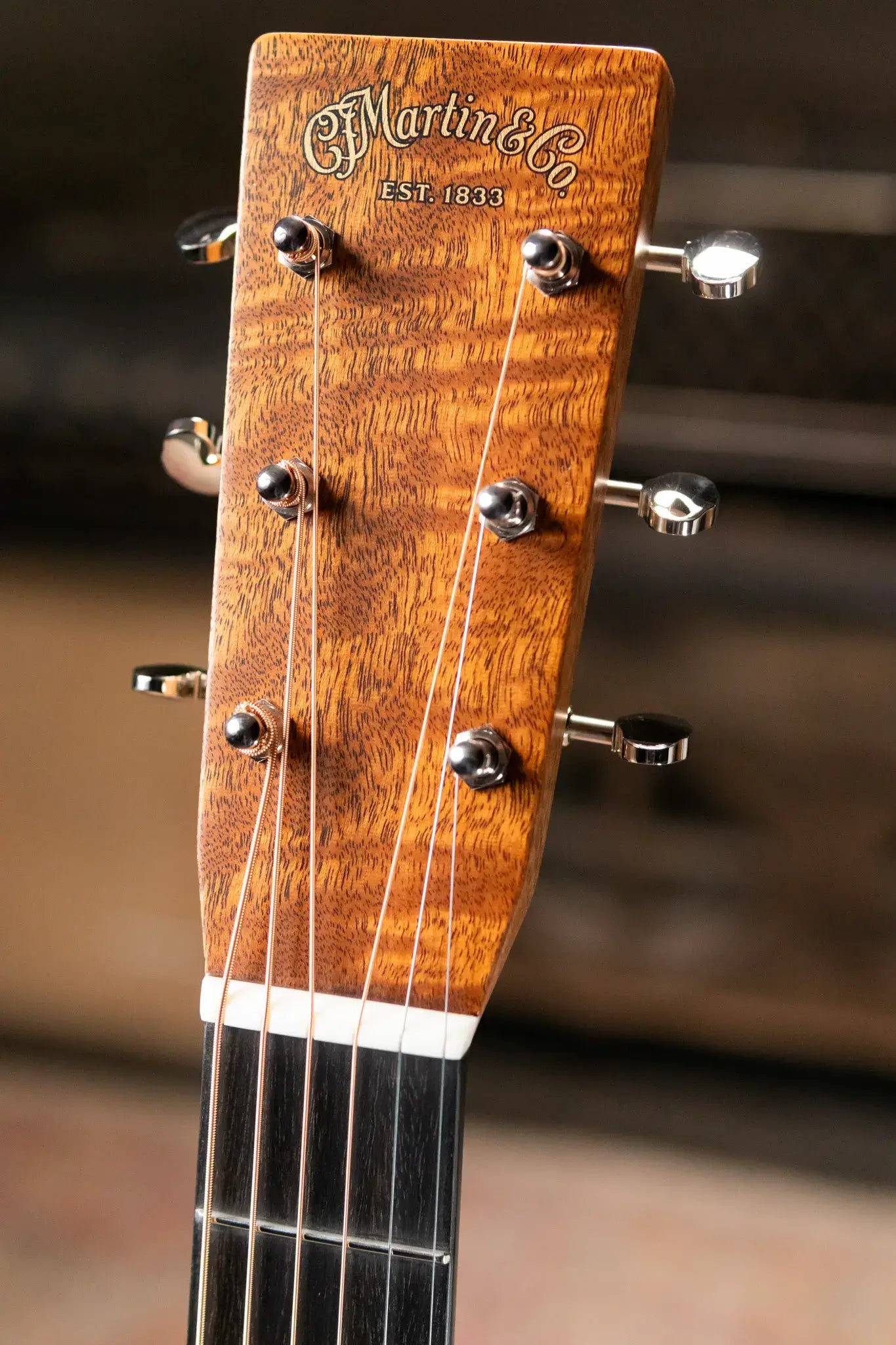 Martin Custom Shop 000 Acoustic Guitar - Flamed Mahogany with Hardshell Case
