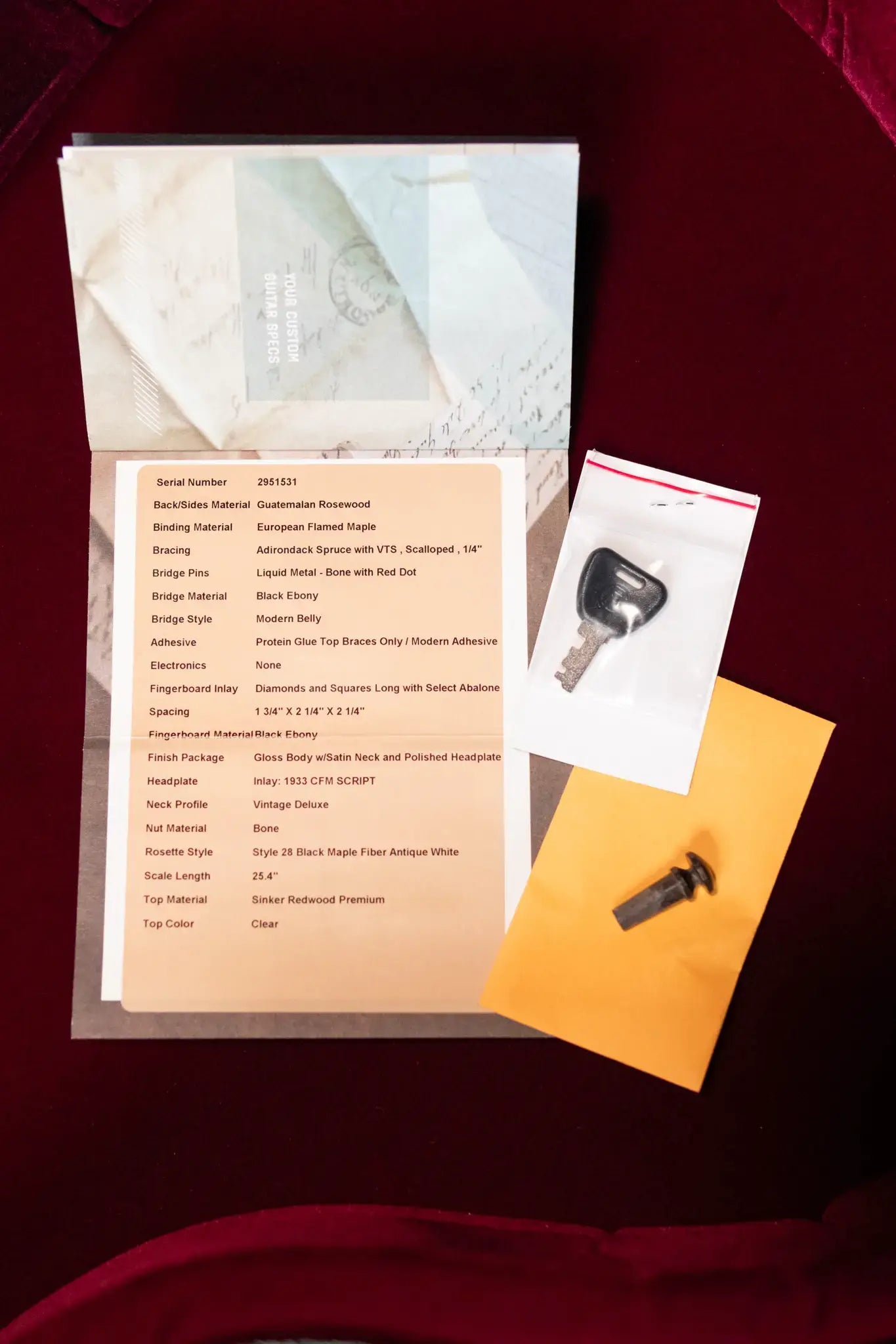 Martin Custom Shop 000 Style 28 Modern Deluxe Appointments Acoustic Guitar - Guatemalan Rosewood/Sinker Redwood with Hardshell Case