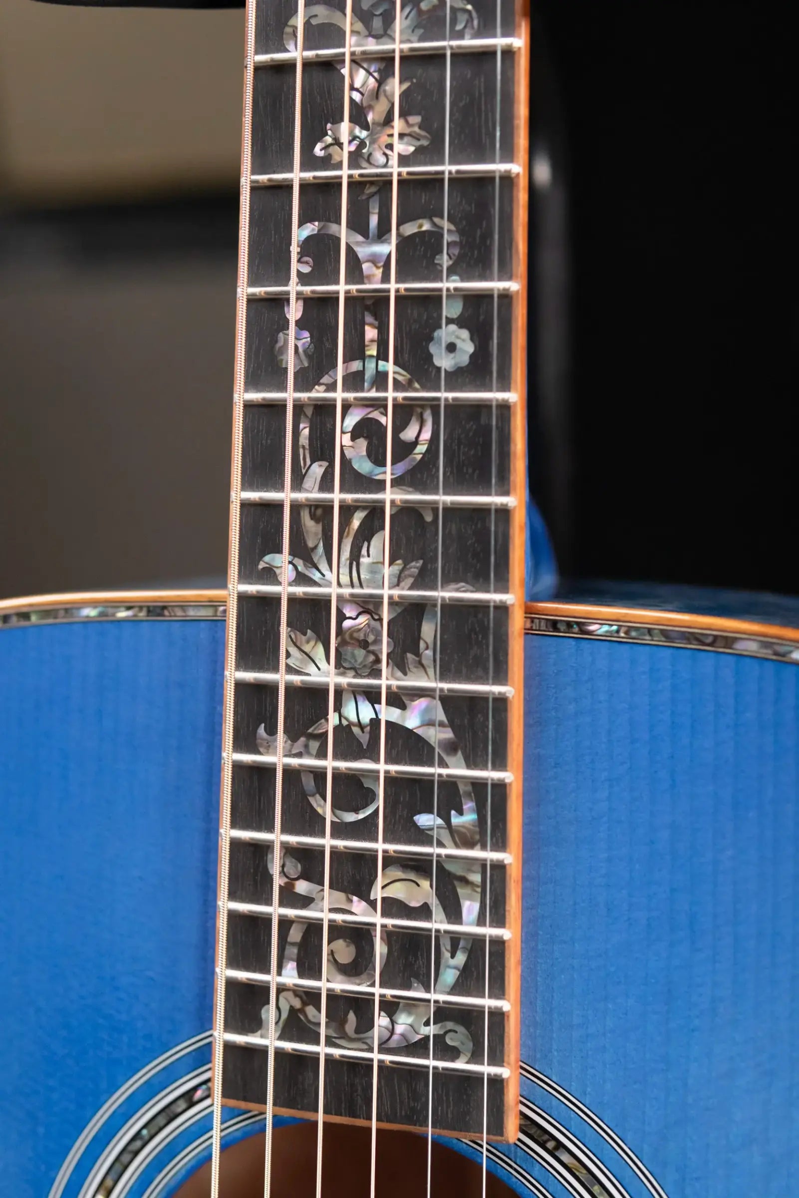 Martin Custom Shop 000 Acoustic Guitar - Quilted Maple with Hardshell Case