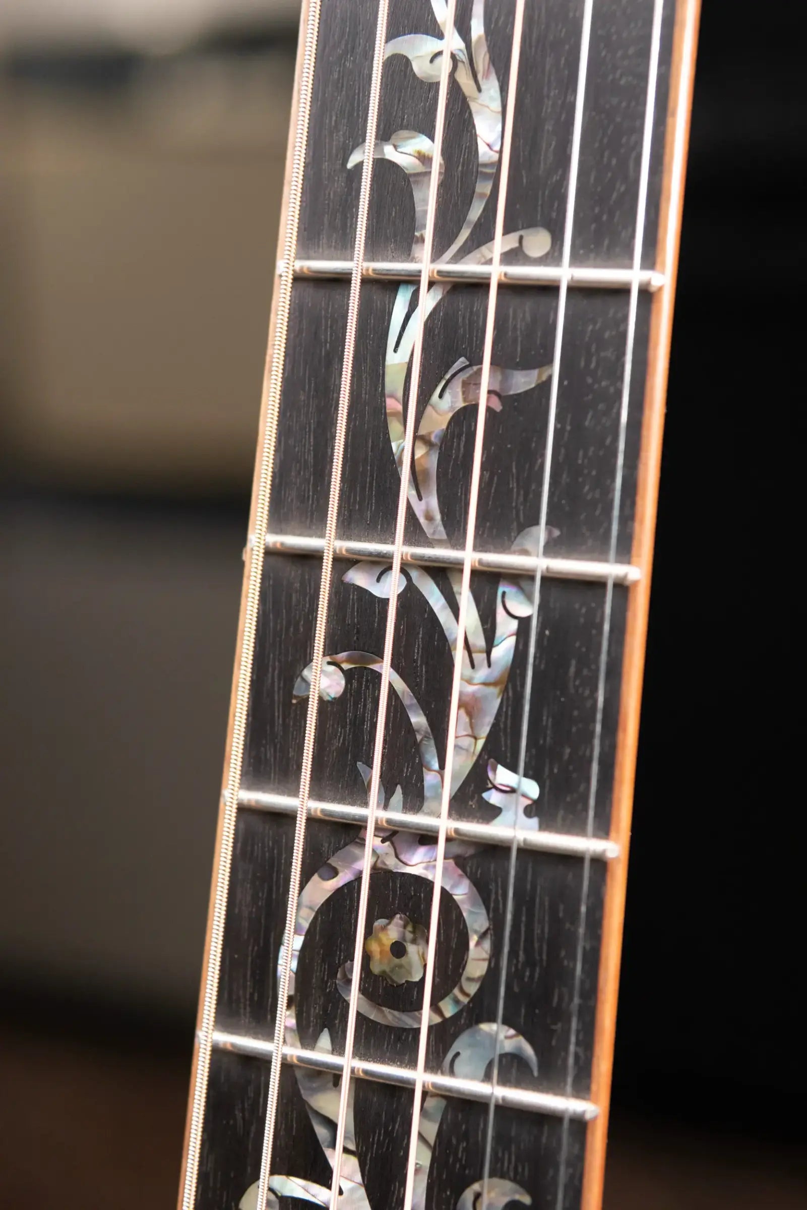 Martin Custom Shop 000 Acoustic Guitar - Quilted Maple with Hardshell Case