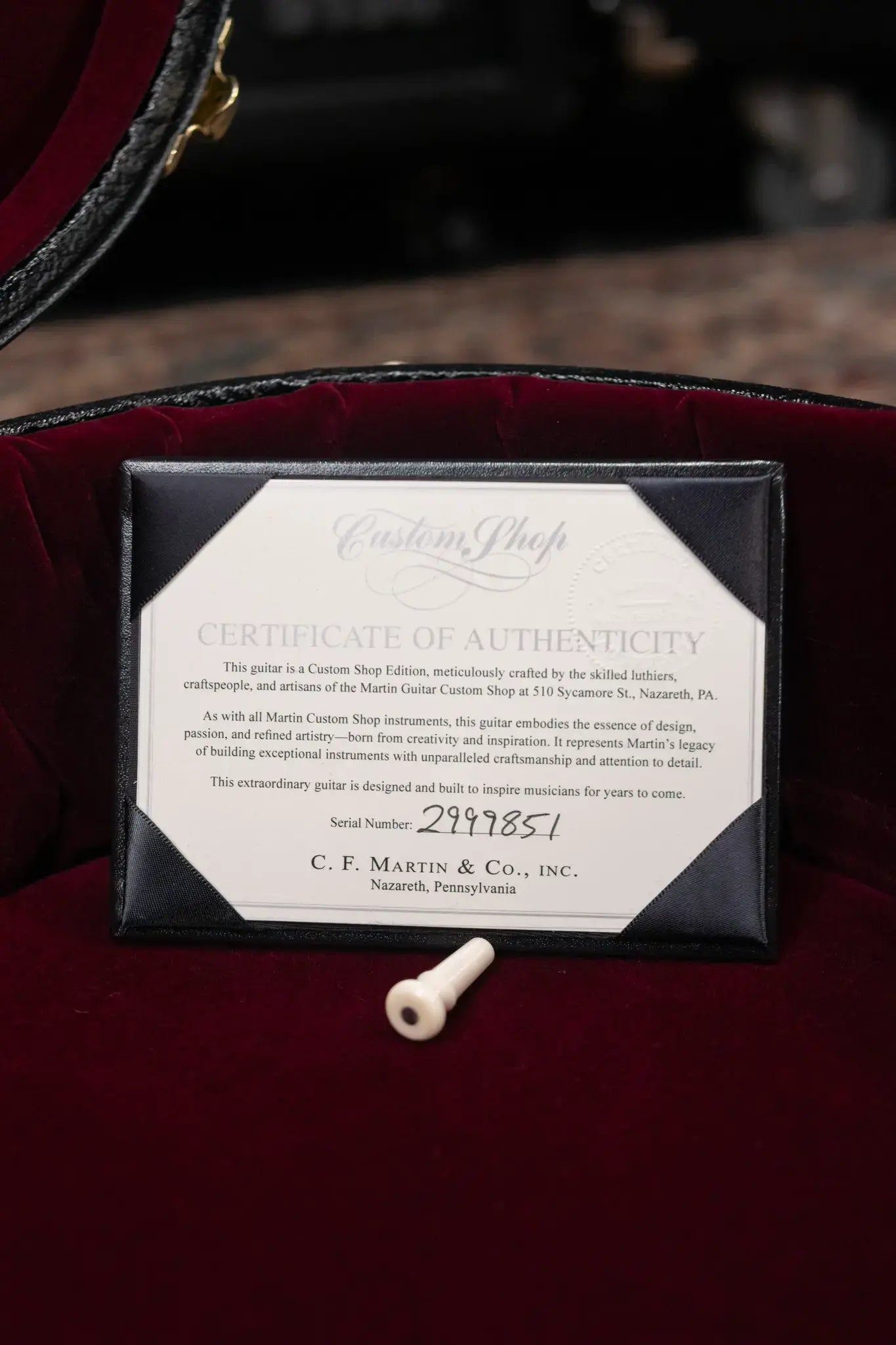 Martin Custom Shop Style 45 000-14F Acoustic Guitar - Quilted Maple, Charcoal Cherry Burst with Hardshell Case