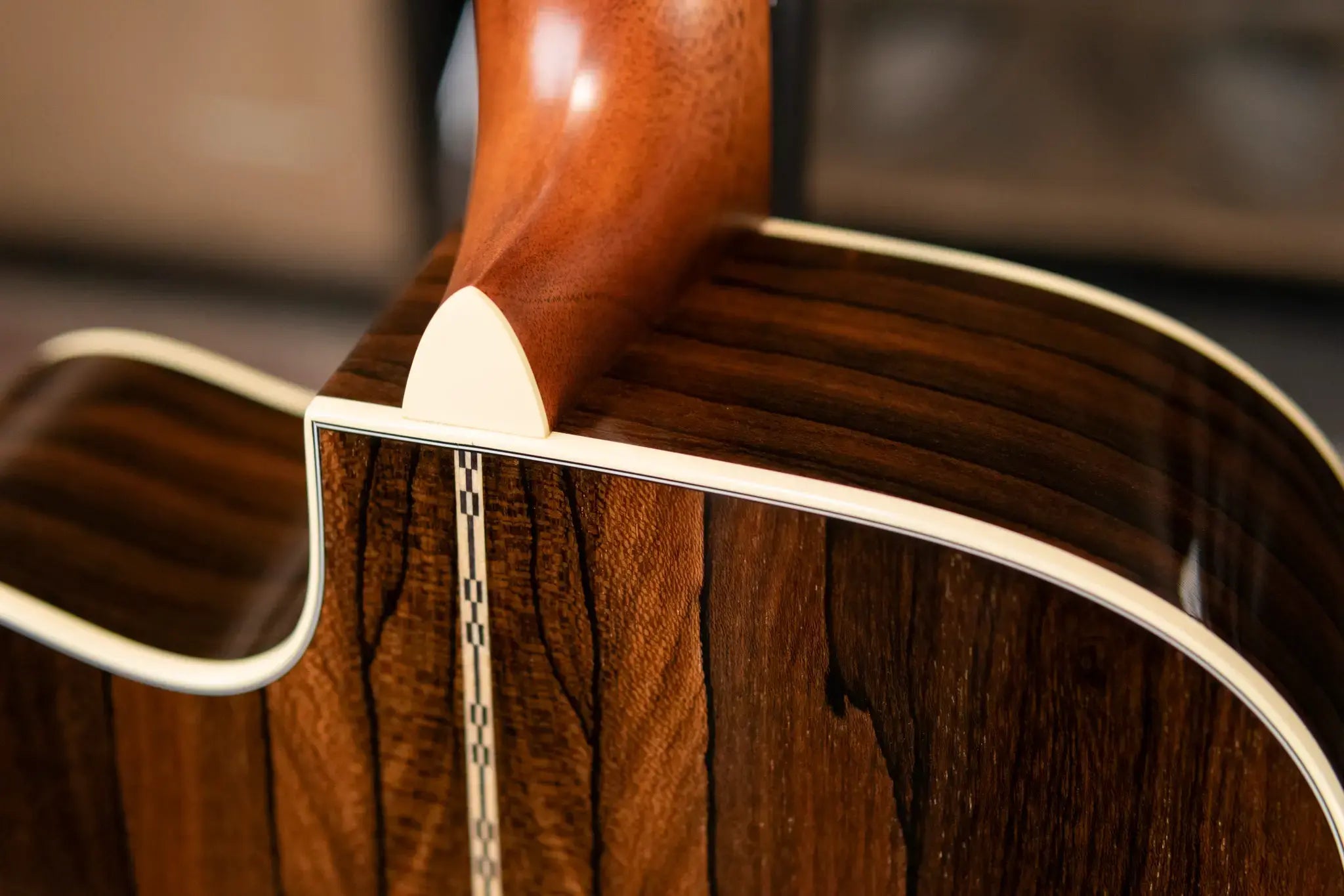 Martin Custom Shop 000 Acoustic Guitar - Ziricote with Hardshell Case