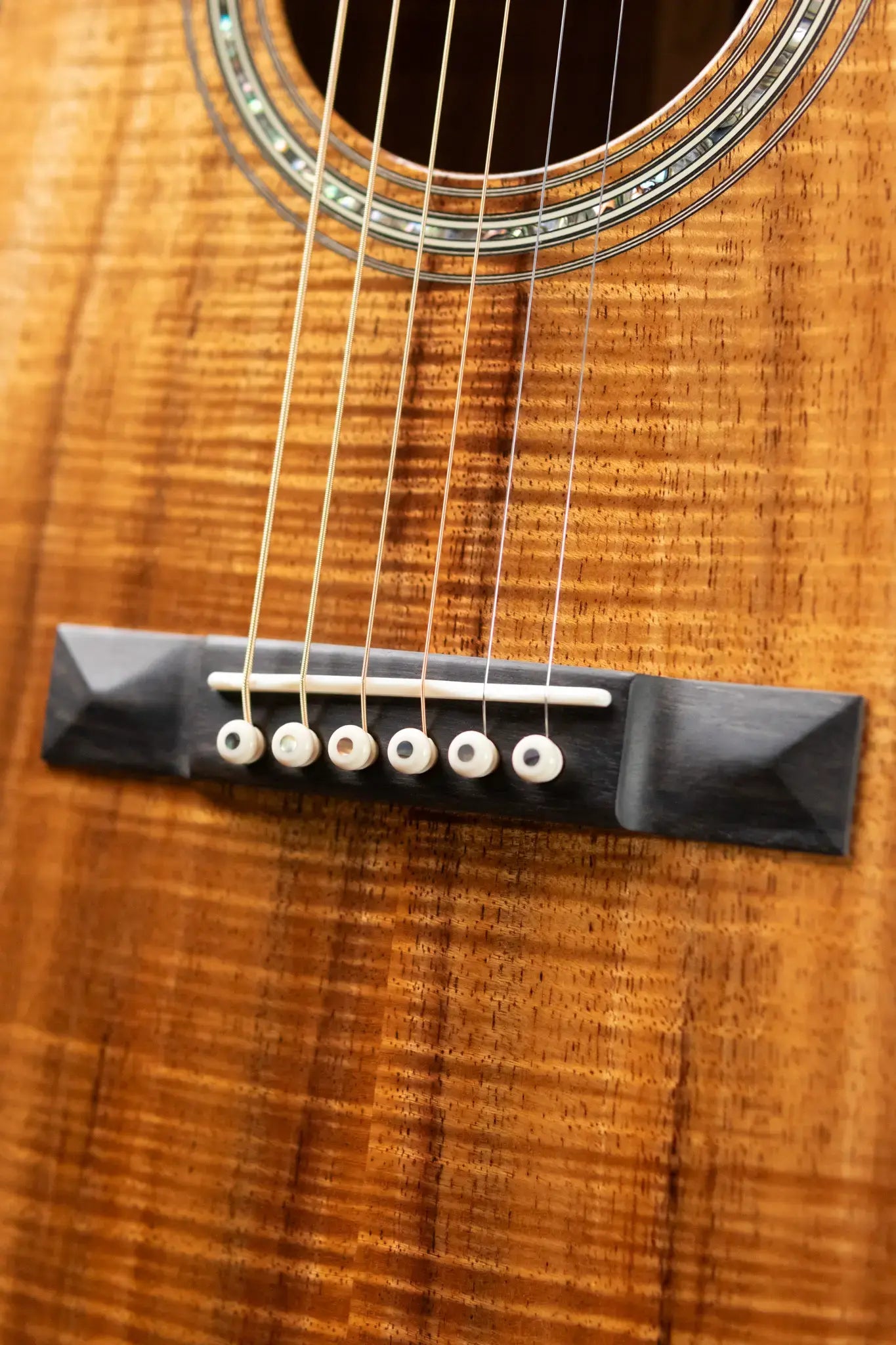 Martin Custom Style 45 000 Acoustic Guitar - Highly Flamed Koa (Back, Sides and Top), Natural with Hardshell Case