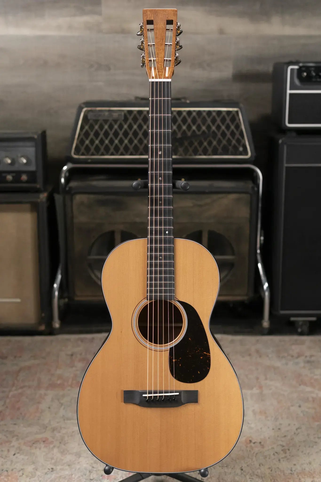 Martin Custom Old Style 18 0 Acoustic Guitar - Flamed Mahogany/Western Red Cedar with Hardshell Case