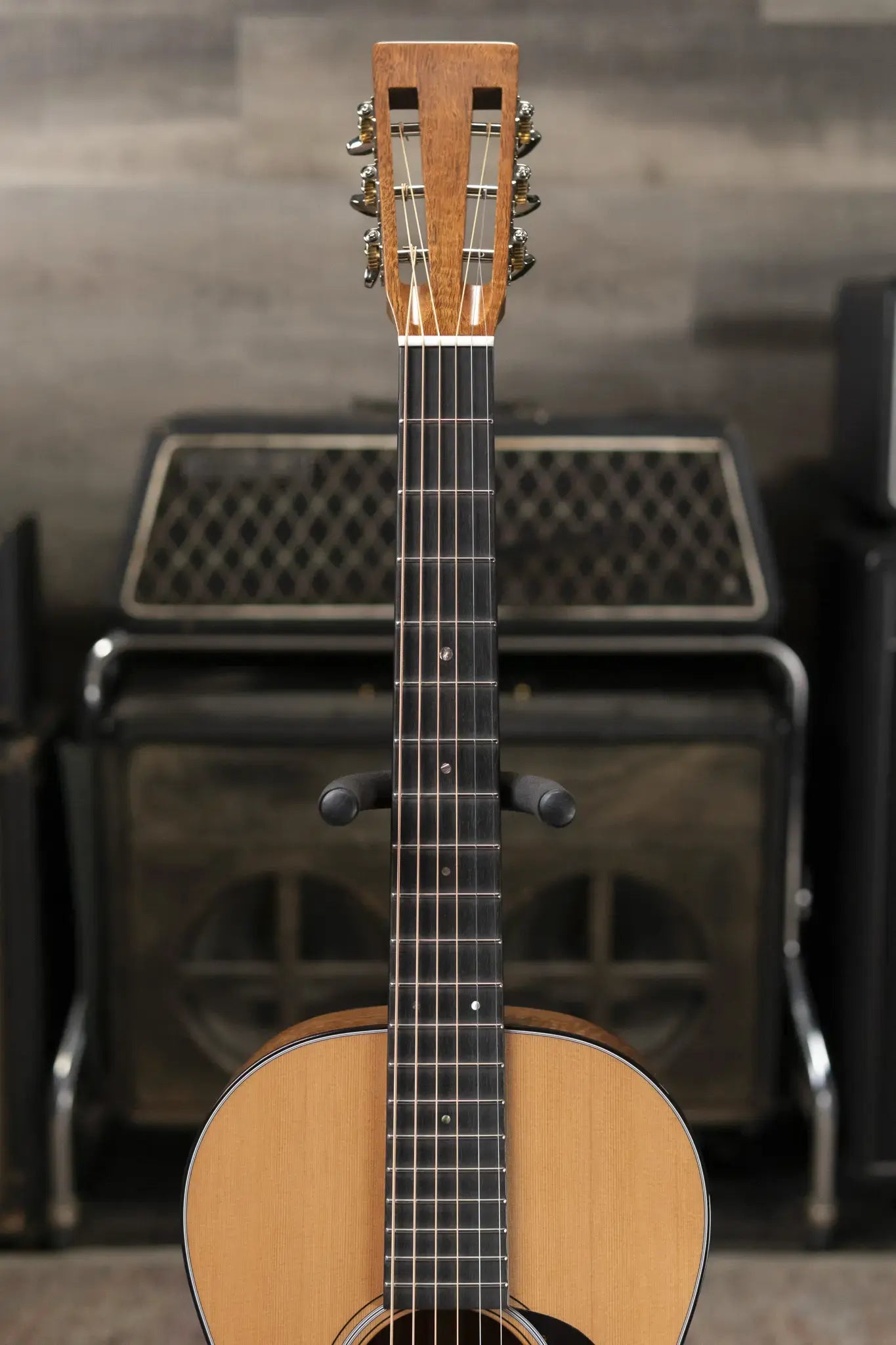 Martin Custom Old Style 18 0 Acoustic Guitar - Flamed Mahogany/Western Red Cedar with Hardshell Case