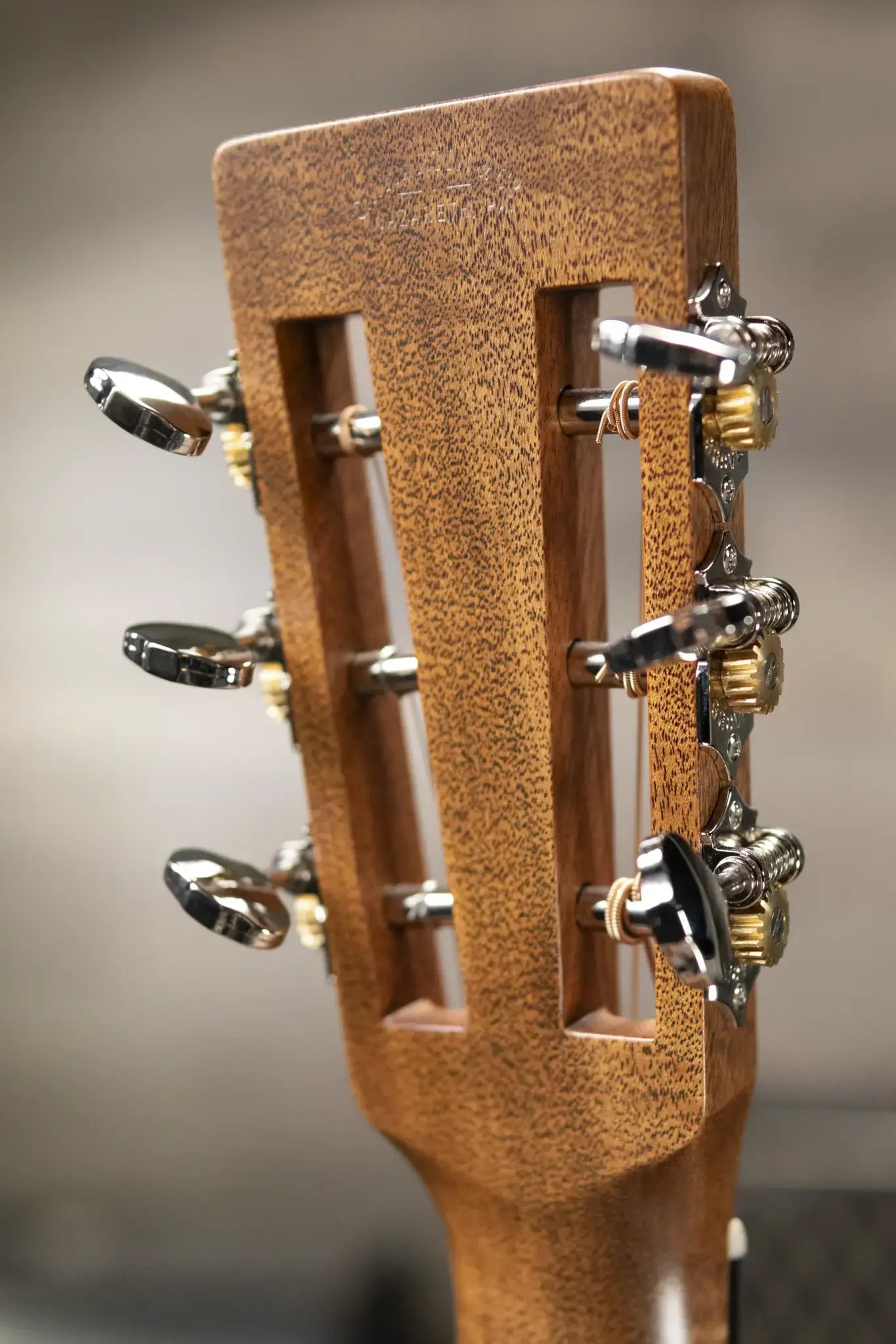 Martin Custom Old Style 18 0 Acoustic Guitar - Flamed Mahogany/Western Red Cedar with Hardshell Case