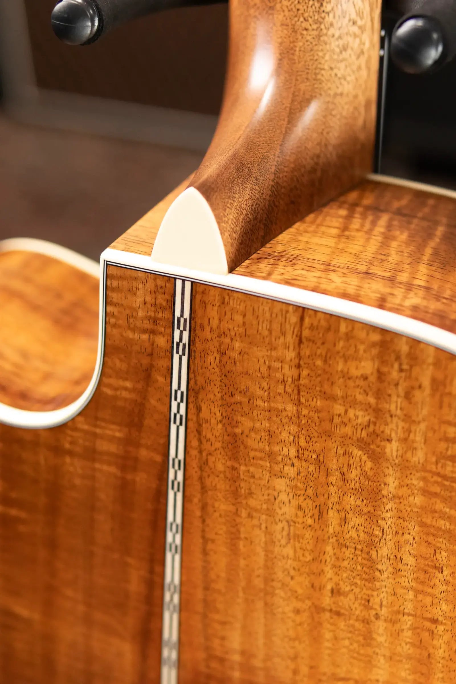 Martin Custom Shop Dreadnought Acoustic Guitar - Extra Figured Koa with Hardshell Case