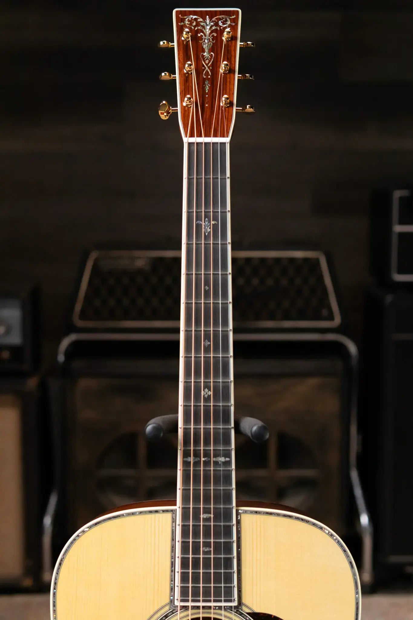 Martin Custom Shop Dreadnought Acoustic Guitar - Guatemalan Rosewood with Hardshell Case