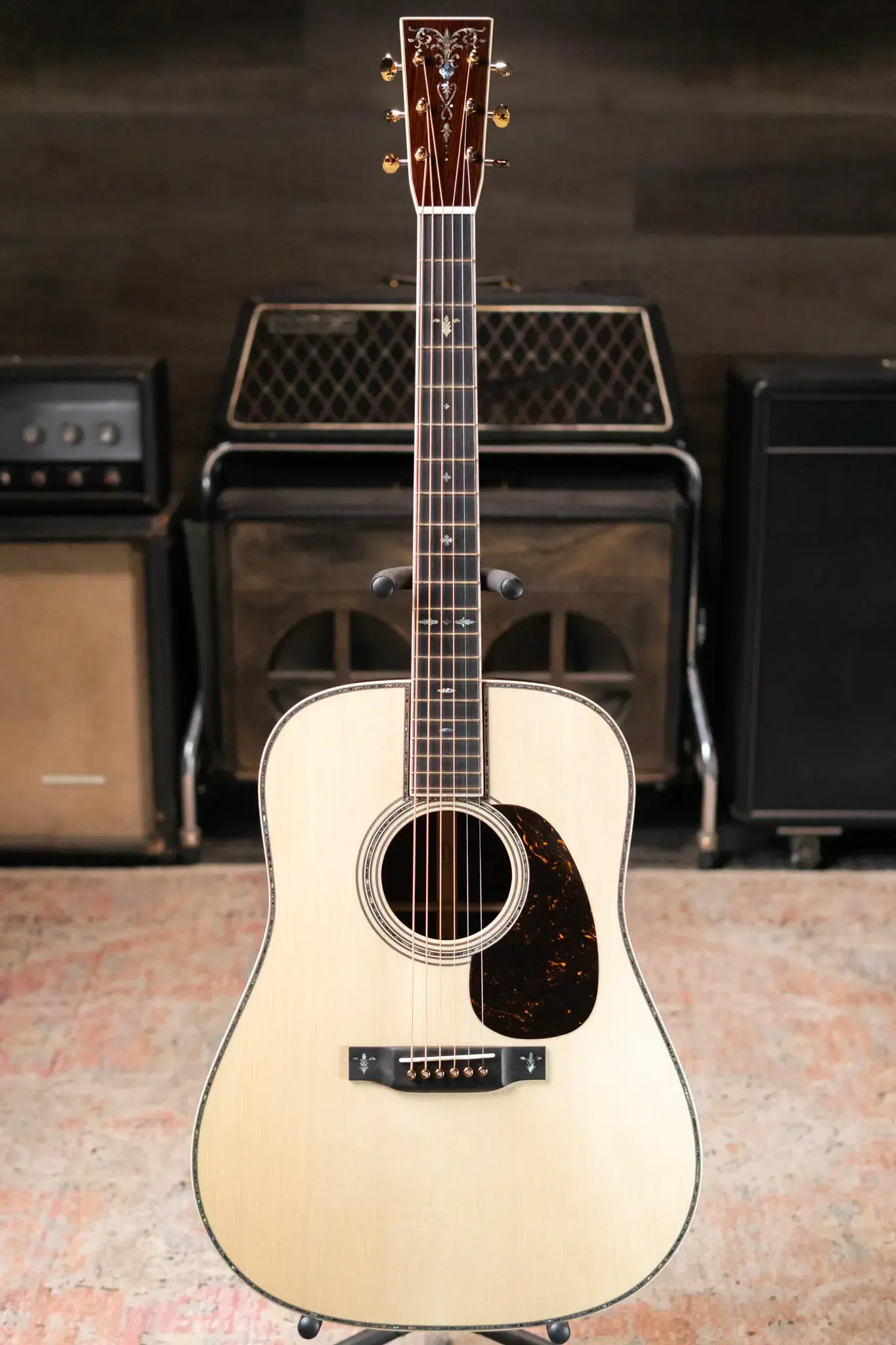 Martin Custom Shop Dreadnought Acoustic Guitar - Guatemalan Rosewood with Hardshell Case