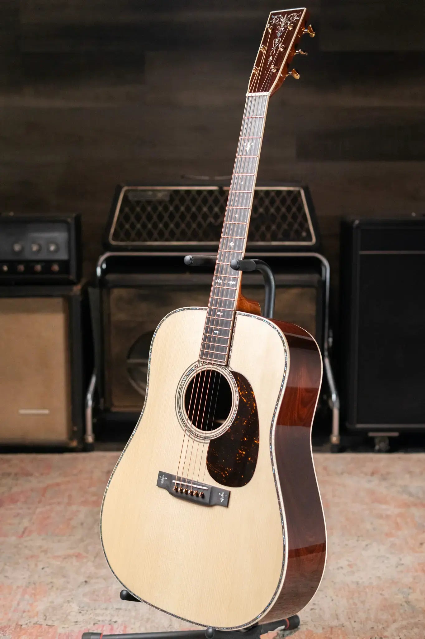 Martin Custom Shop Dreadnought Acoustic Guitar - Guatemalan Rosewood with Hardshell Case