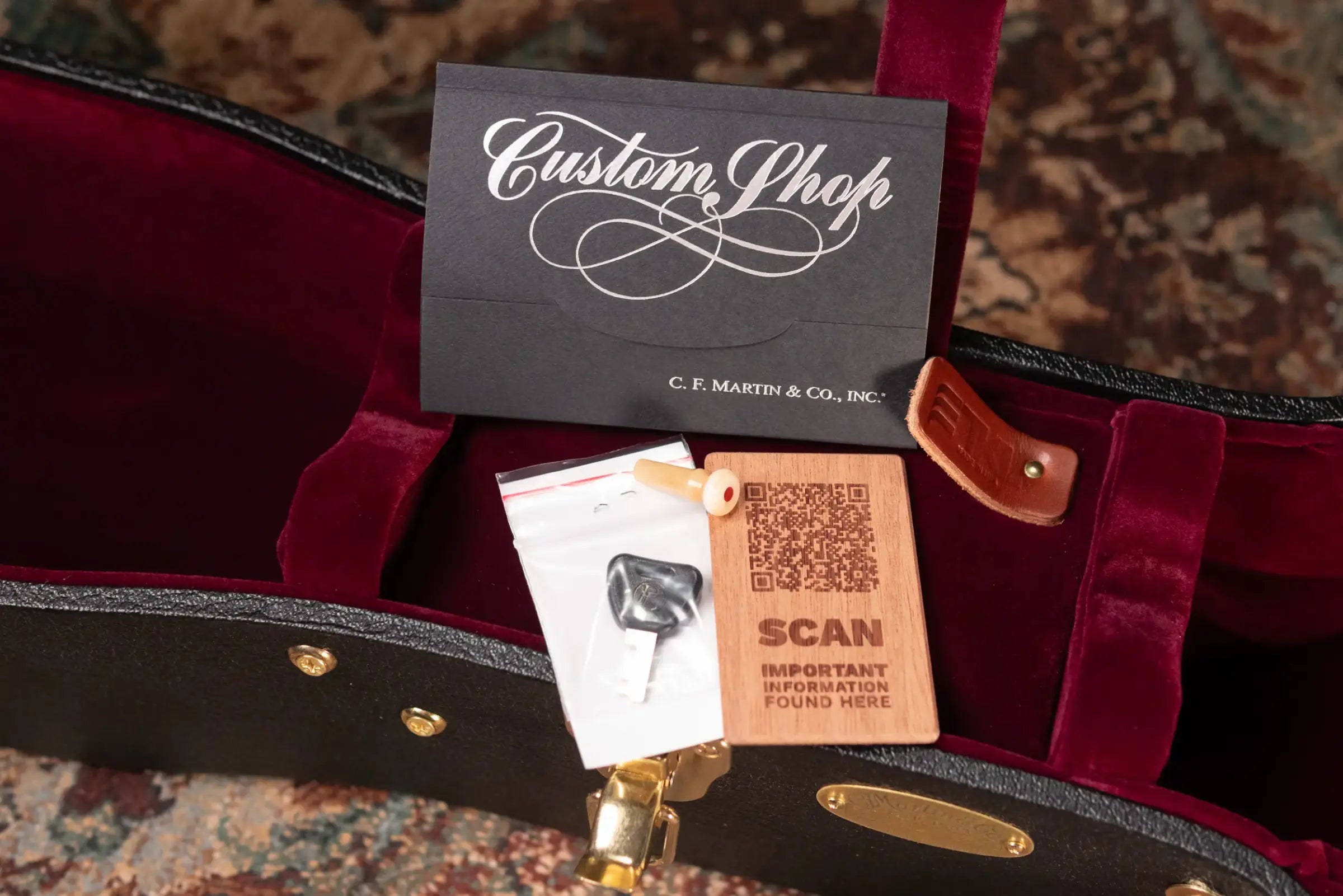 Martin Custom Shop Dreadnought Acoustic Guitar - Ziricote with Hardshell Case