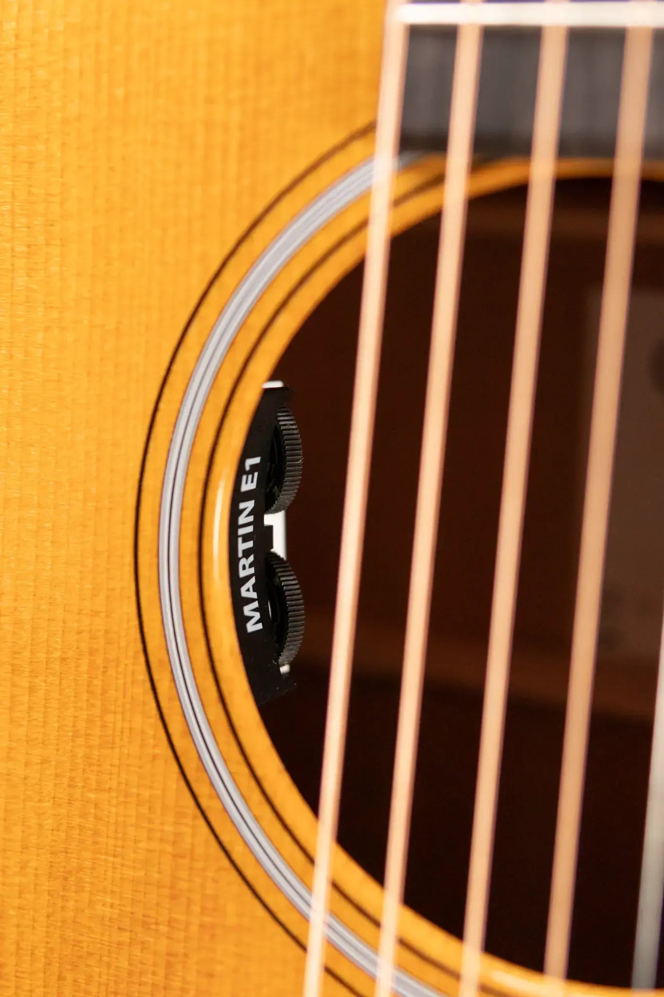 Martin DE Retro Plus Mahogany Acoustic/Electric Guitar with Gig Bag