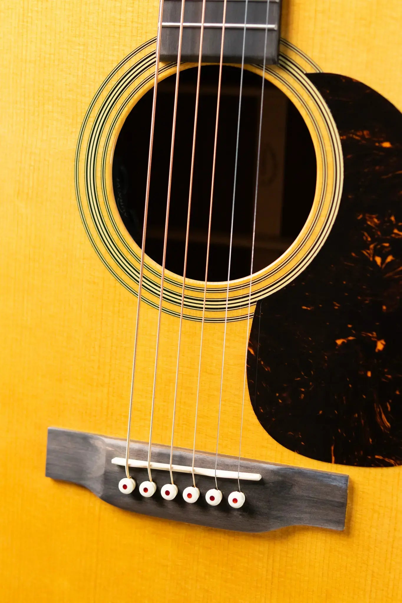 Martin HD-28E Dreadnought Acoustic/Electric Guitar with Hardshell Case