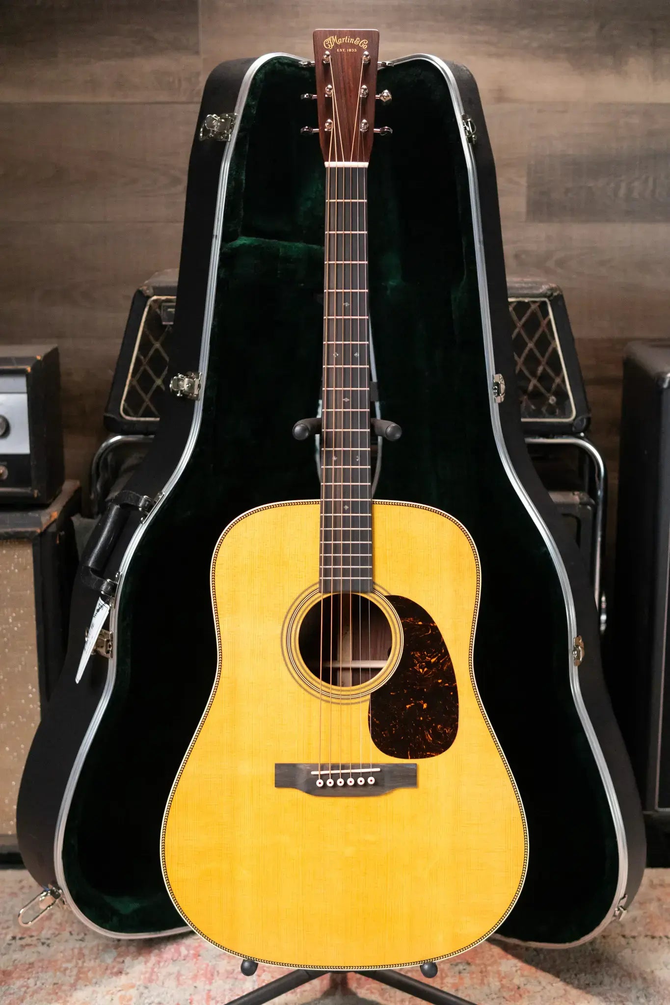 Martin HD-28E Dreadnought Acoustic/Electric Guitar with Hardshell Case