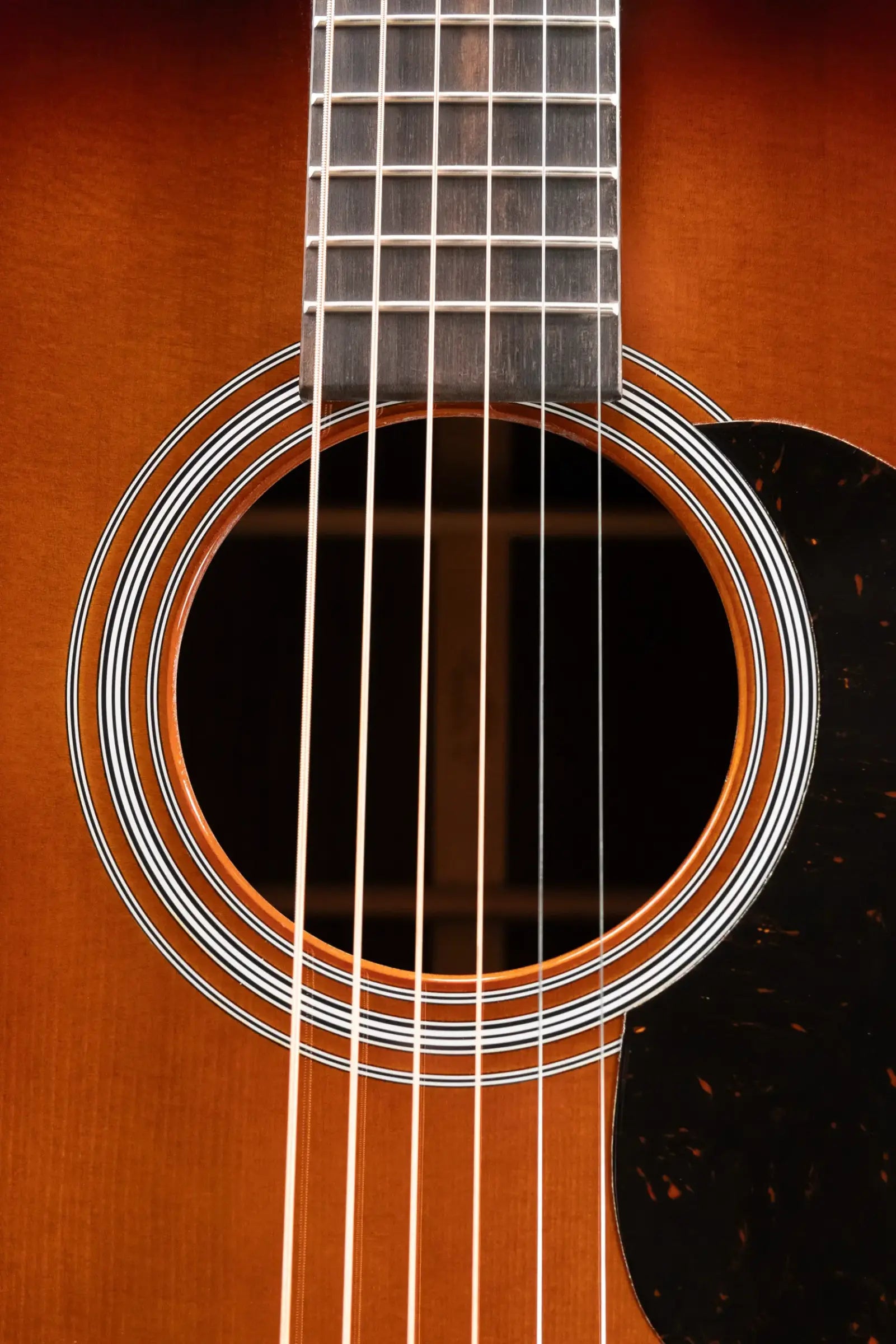Martin HD-28 Standard Series Dreadnought Acoustic Guitar - 1933 Ambertone with Hardshell Case
