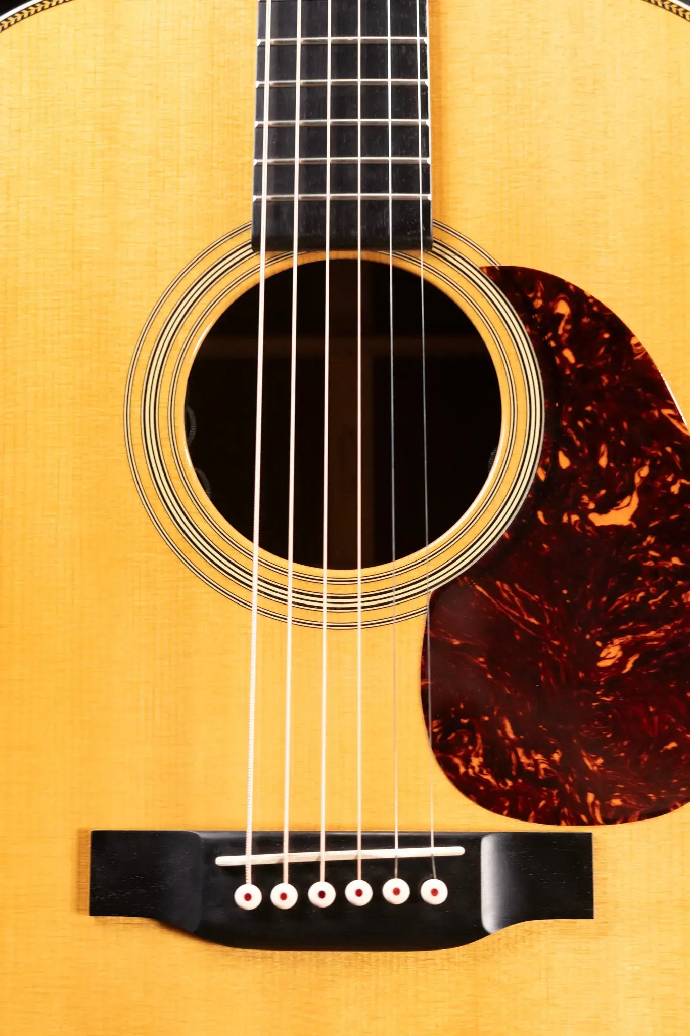 Martin HD-28e Retro Acoustic/Electric Guitar with Hardshell Case - Used