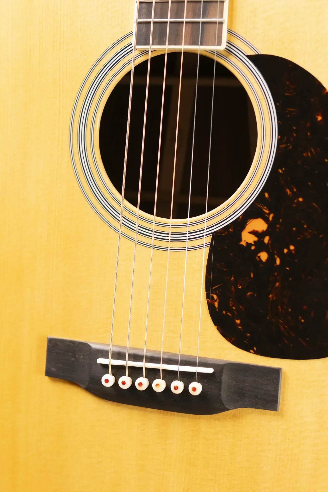 Martin HD-35 Standard Series Acoustic Guitar with Hardshell Case