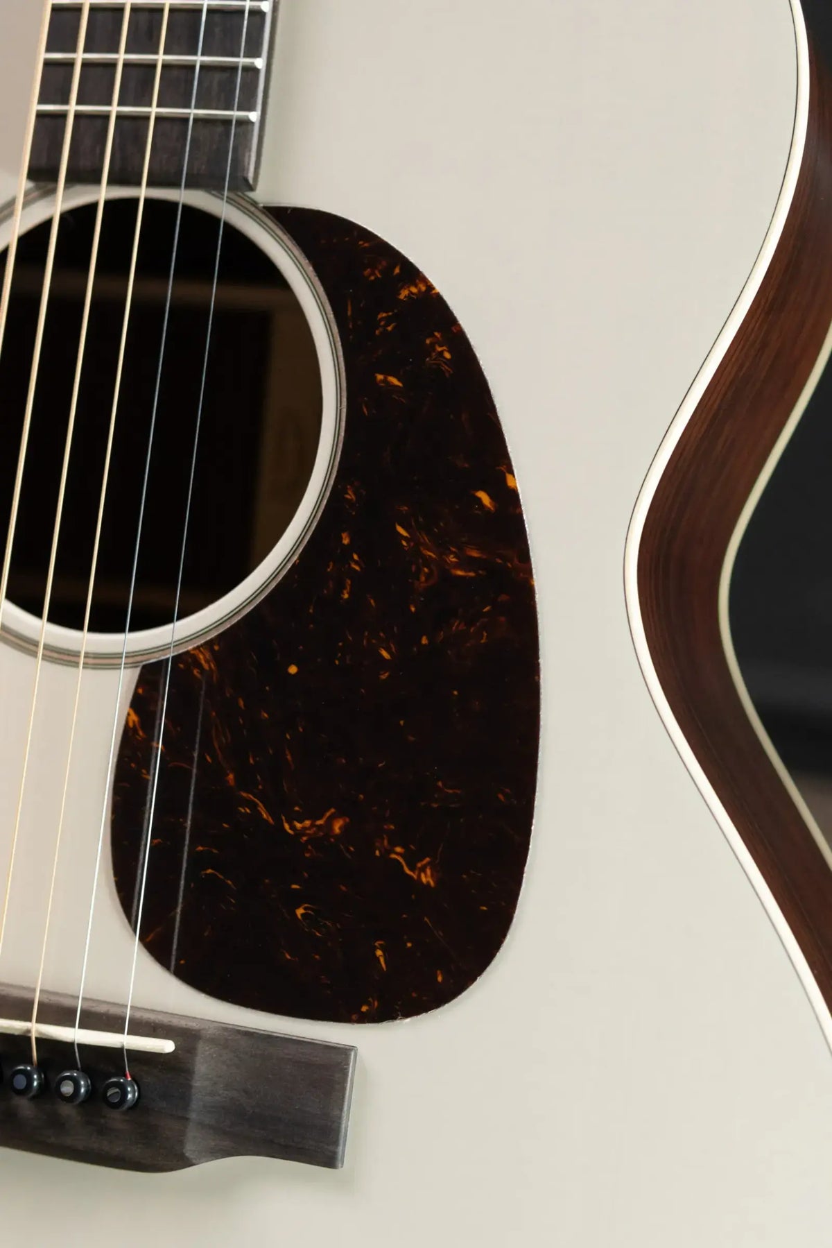 Martin J-16E Acoustic/Electric Guitar - Cream with Gig Bag