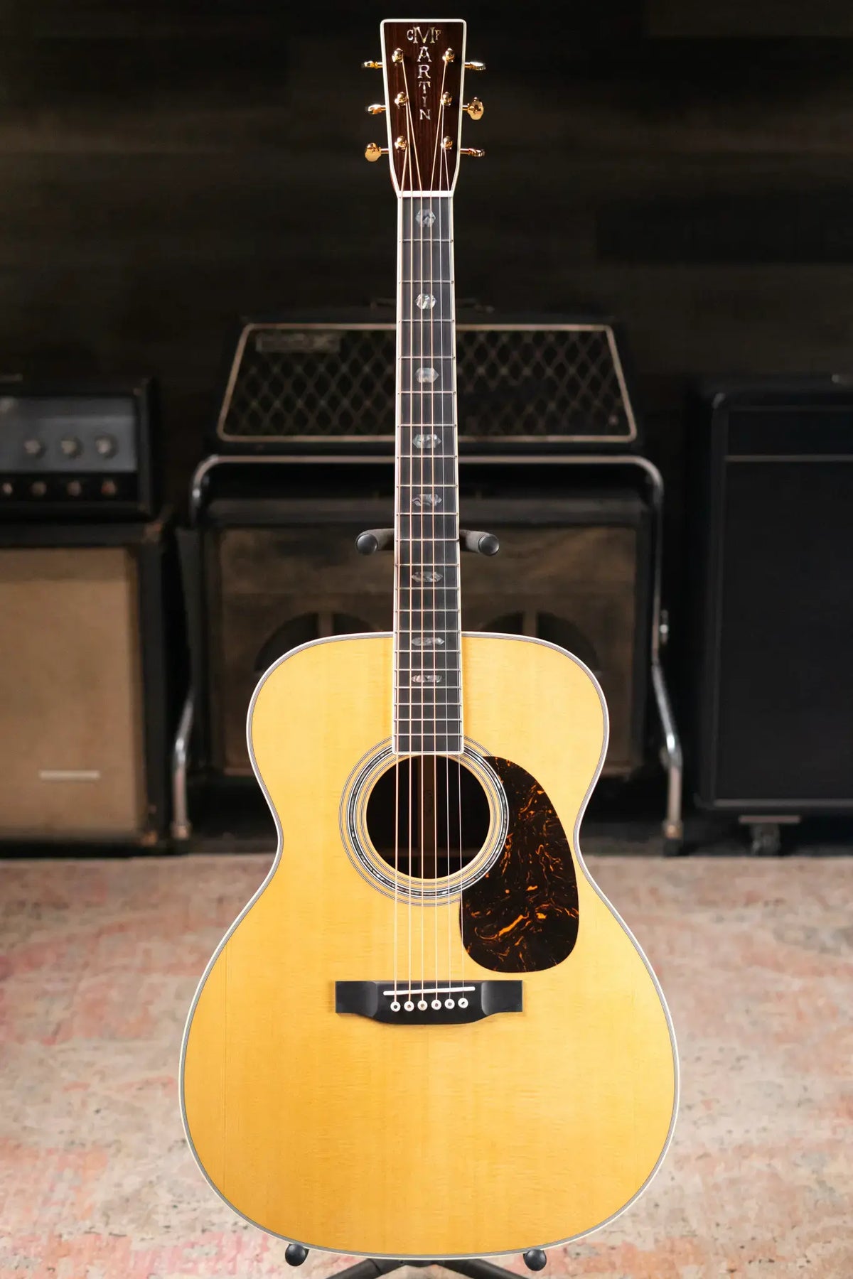 Martin J-40 Acoustic Guitar with Hardshell Case - Demo