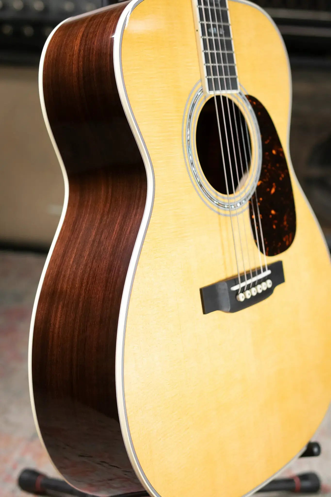 Martin J-40 Acoustic Guitar with Hardshell Case