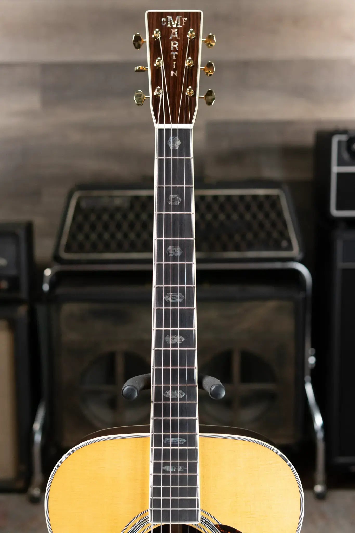 Martin J-40 Acoustic Guitar with Hardshell Case