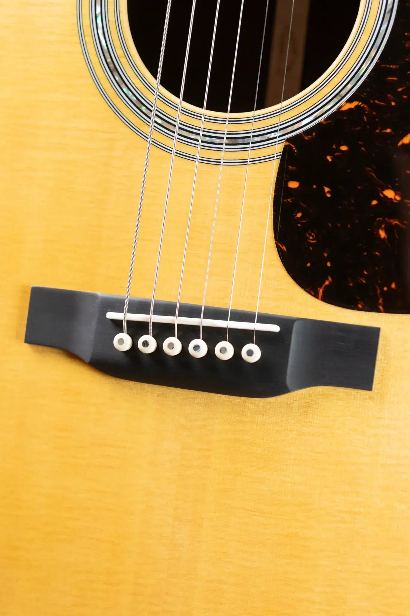 Martin J-40 Acoustic Guitar with Hardshell Case