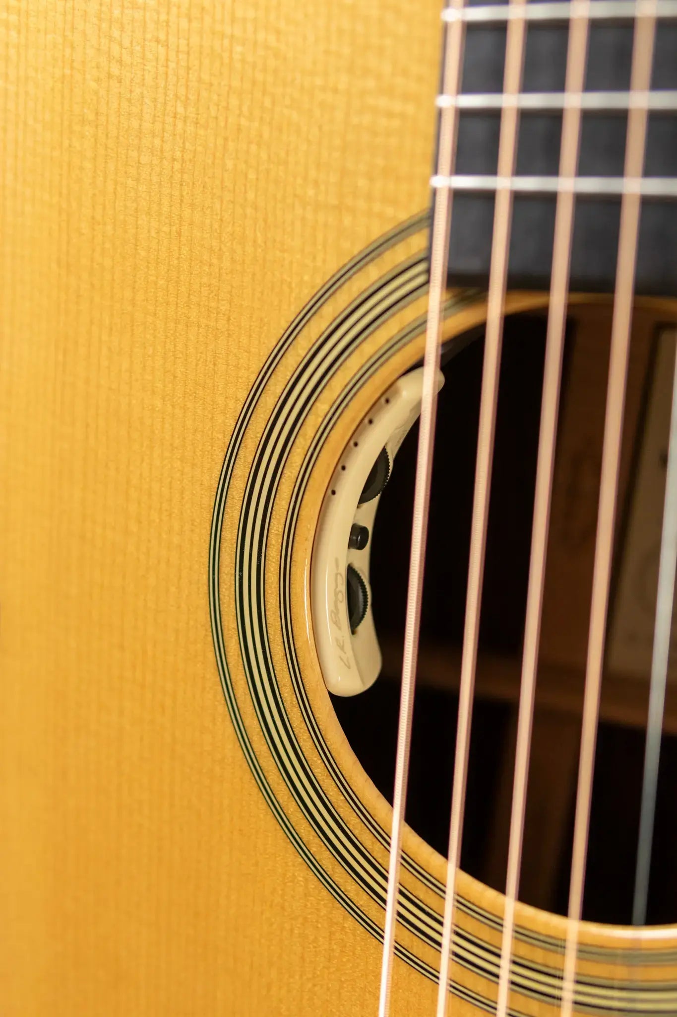 Martin Johnny Marr Signature M-6 Acoustic/Electric Guitar with Hardshell Case