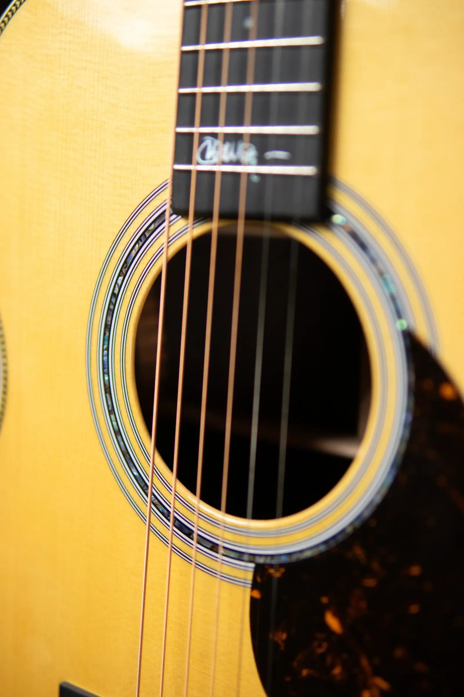 Martin OMJM John Mayer Signature Acoustic/Electric with Hardshell Case