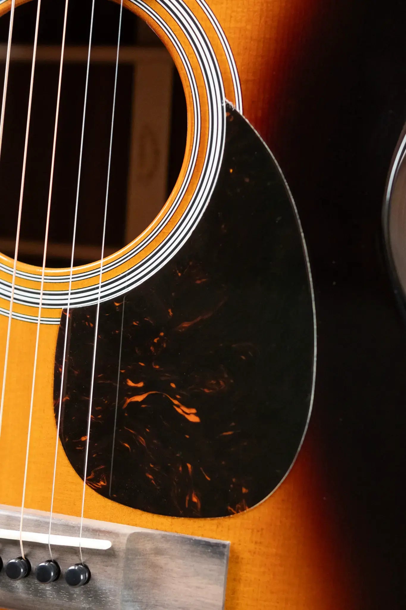 Martin OM-21 1935 Acoustic Guitar - Sunburst with Hardshell Case