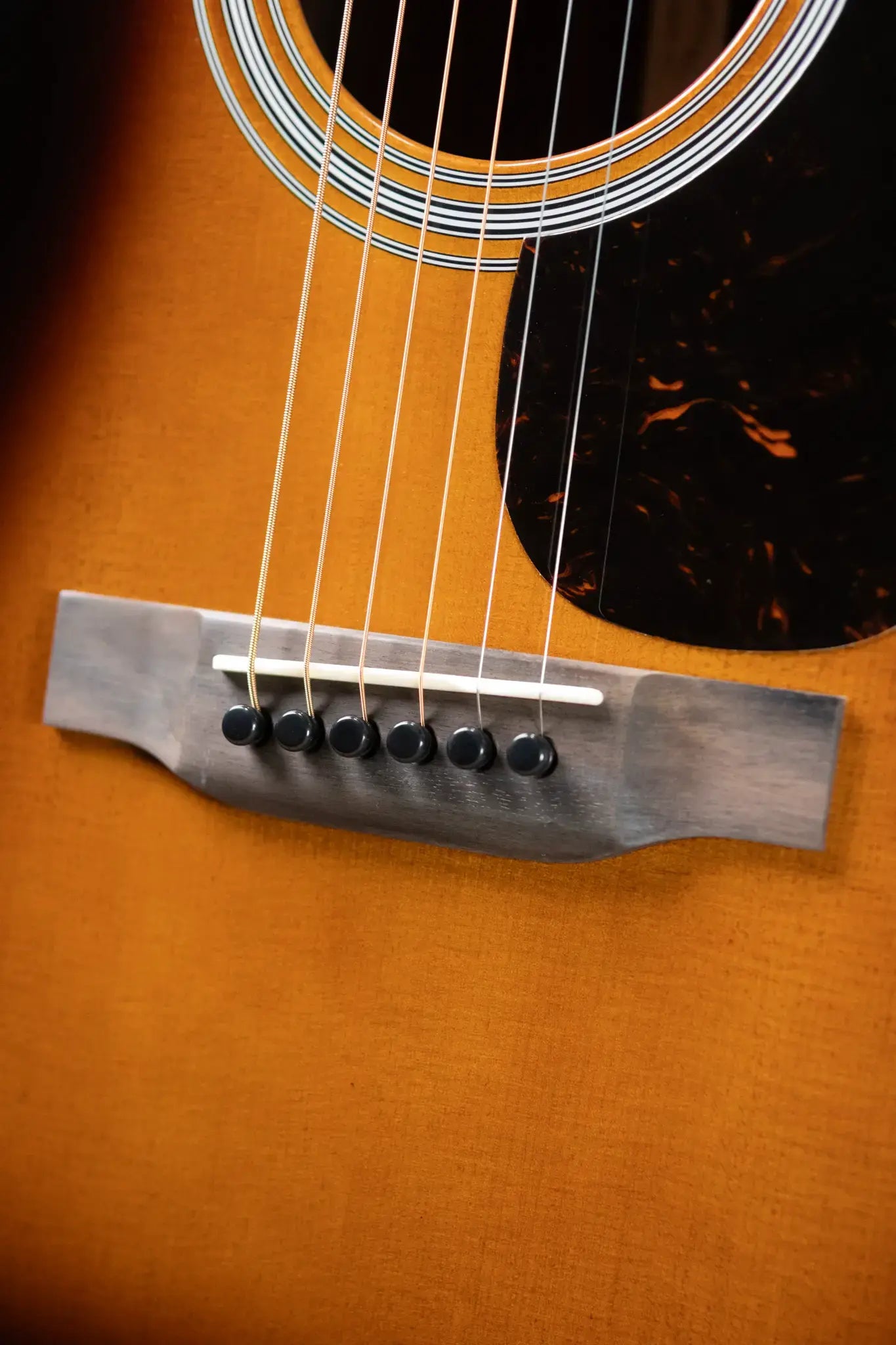 Martin OM-21 1935 Acoustic Guitar - Sunburst with Hardshell Case