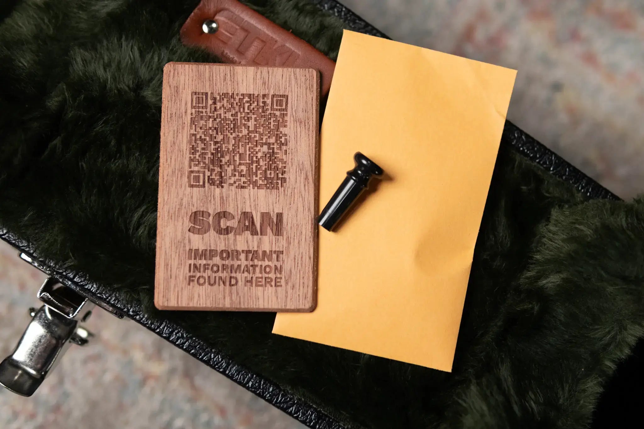 Martin OM-21 1935 Acoustic Guitar - Sunburst with Hardshell Case