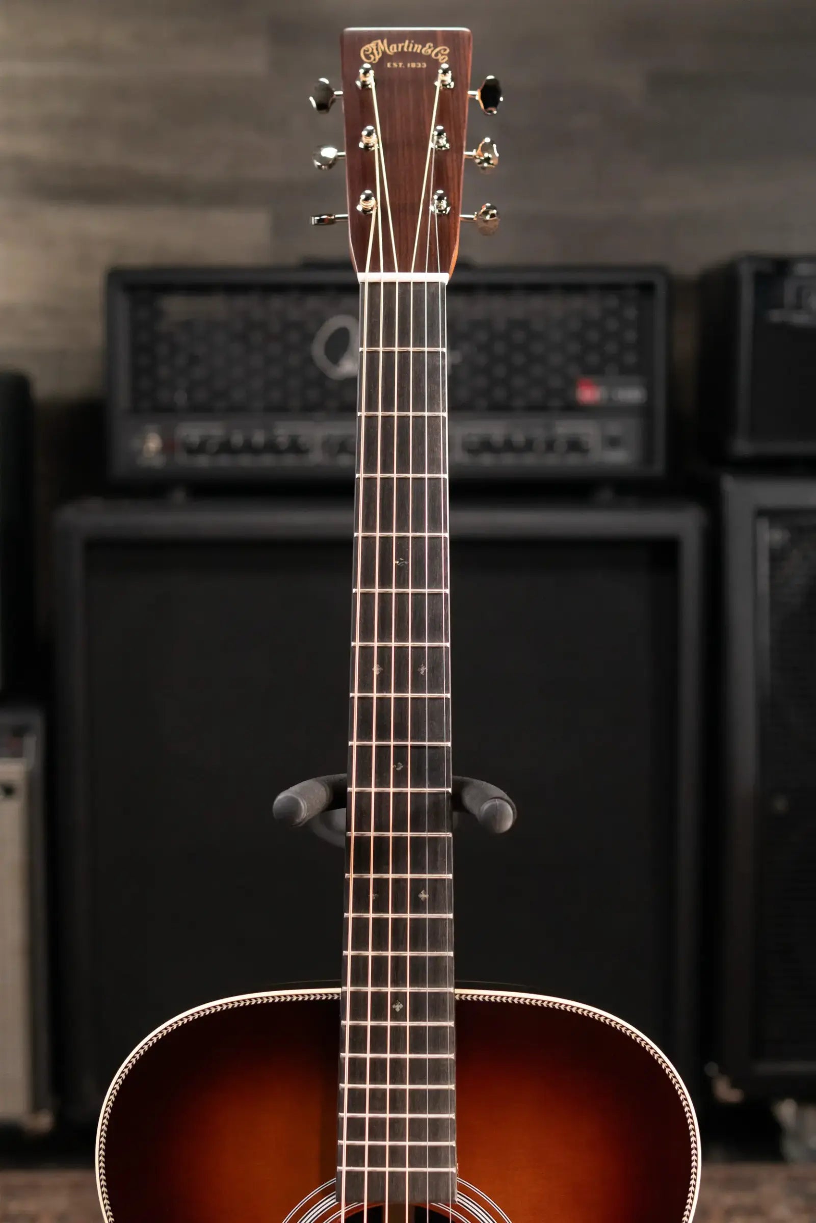 Martin OM-28 Acoustic Guitar - Gloss 1933 Ambertone with Hardshell Case