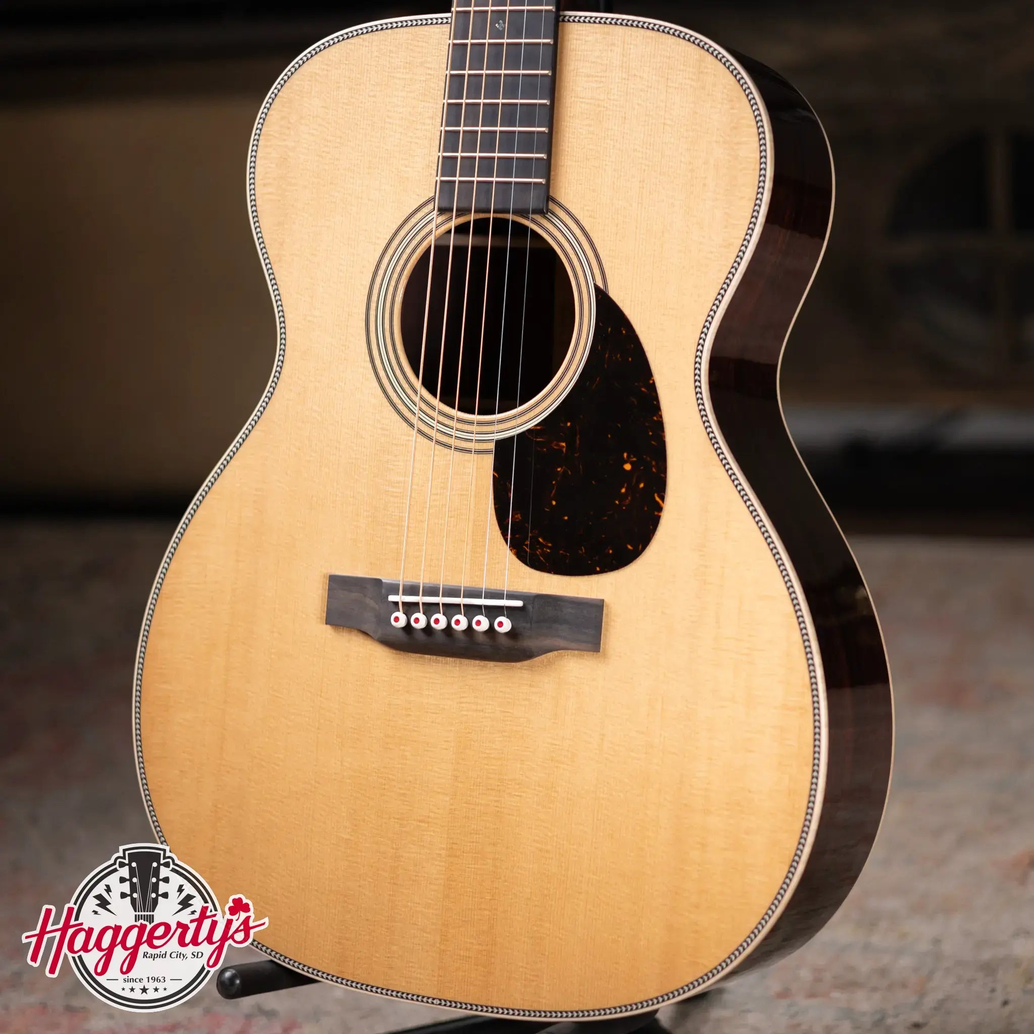 Martin OM-28 Modern Deluxe Acoustic with Hardshell Case